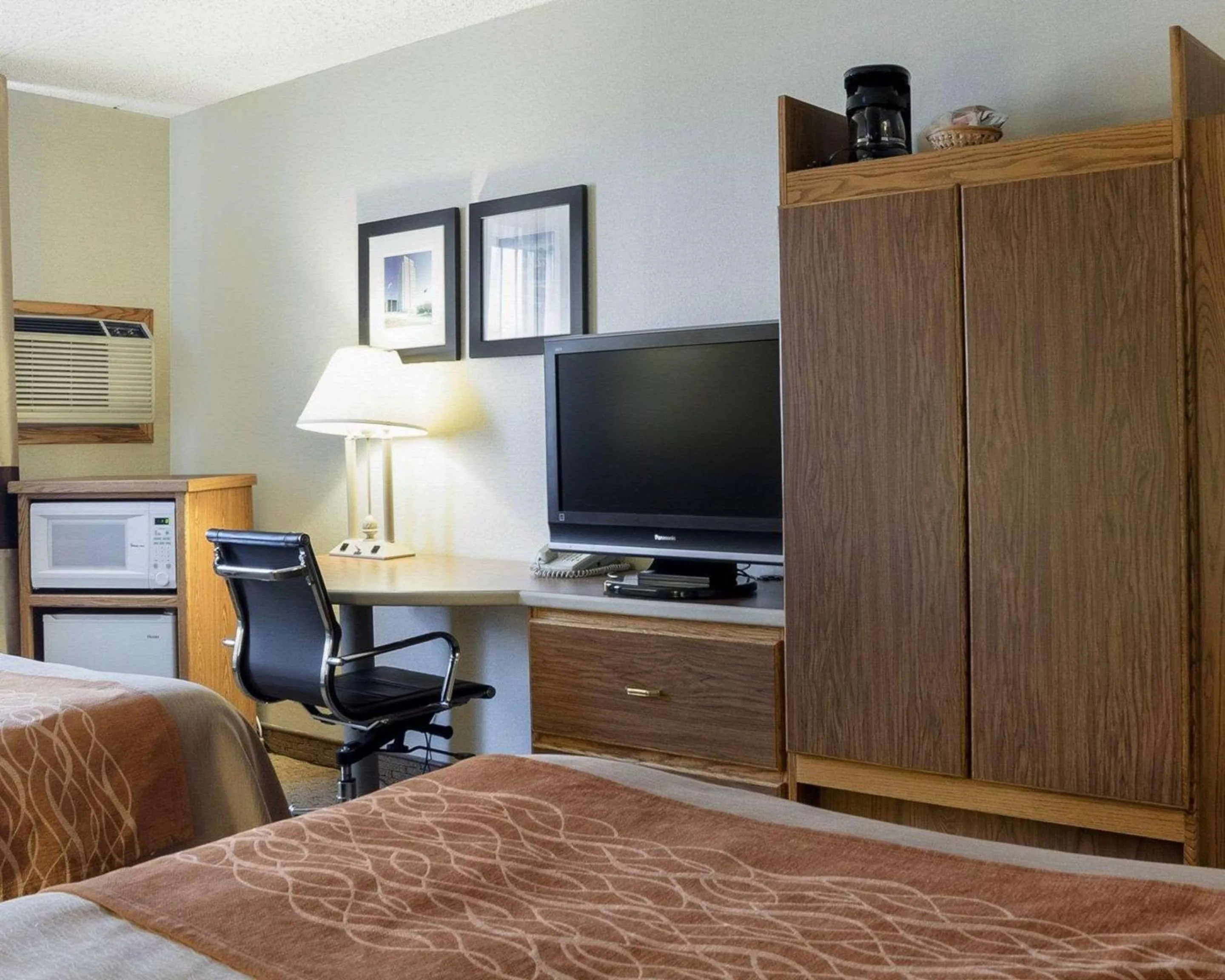 Suite - Non-Smoking in Quality Inn Bismarck I-94