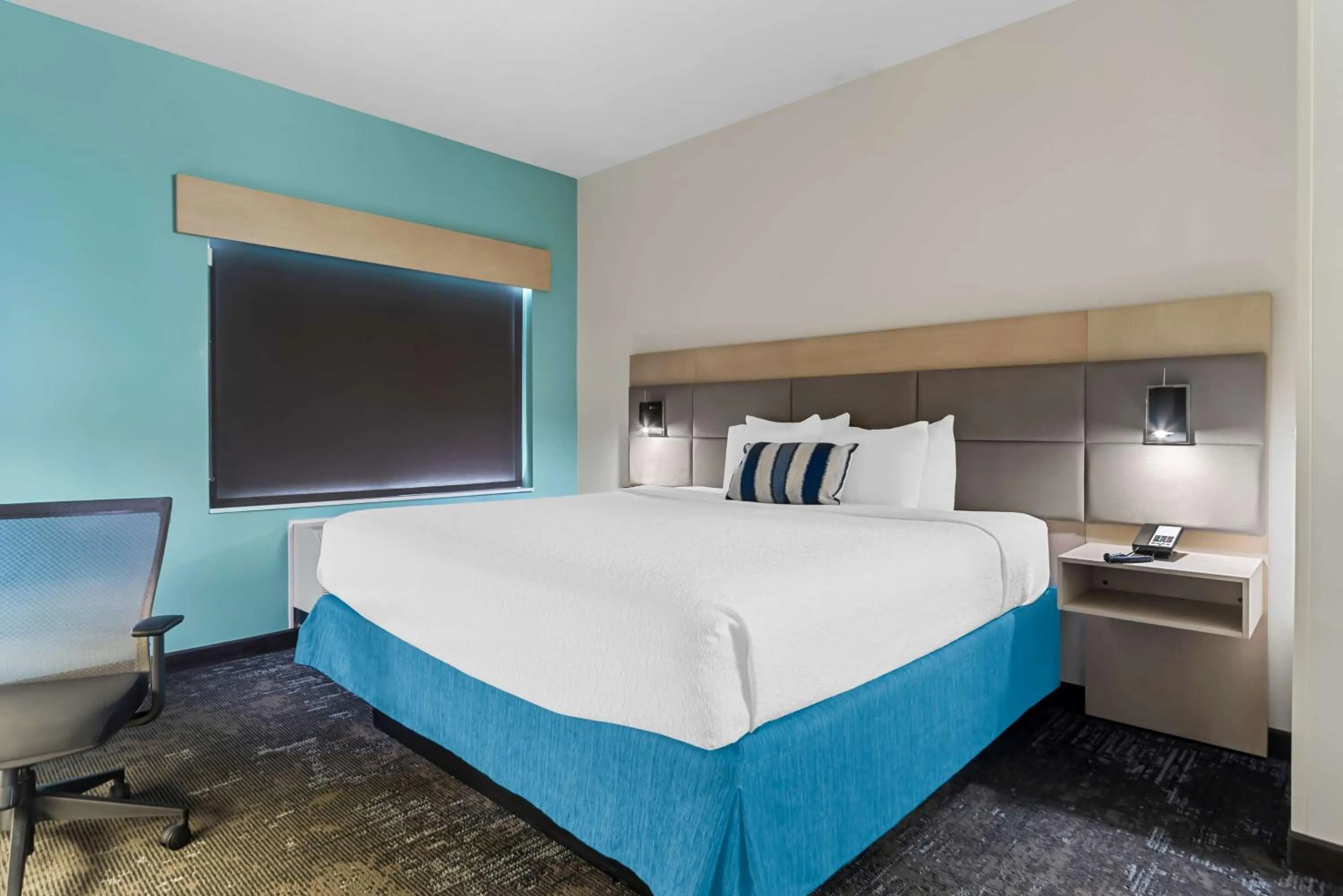 Queen Suite with Two Queen Beds and Sofa Bed - Disability Access/Non-Smoking in Best Western Plus Ogallala Inn