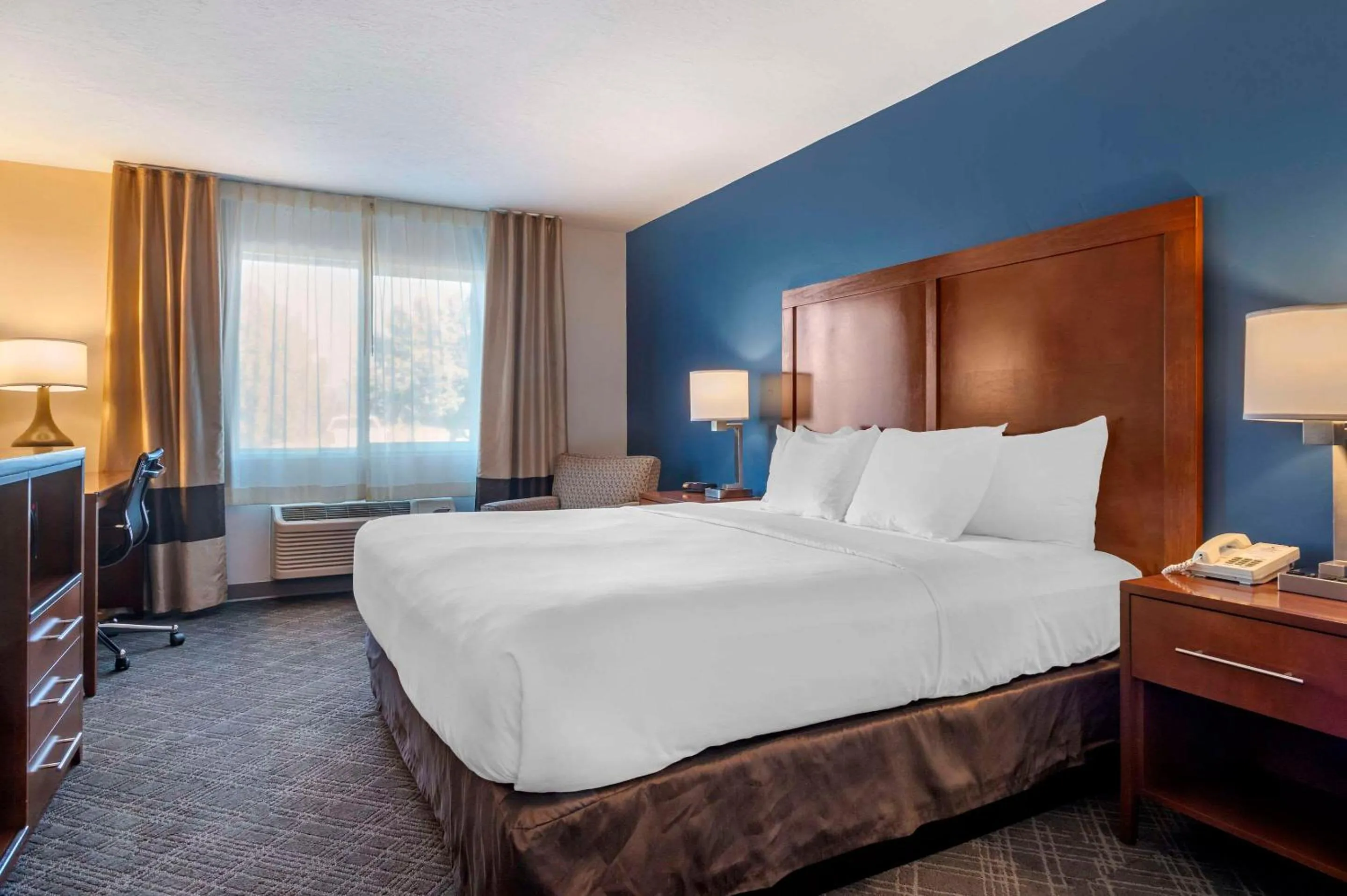 King Room - Accessible/Non-Smoking in Comfort Inn & Suites Beaver - Interstate 15 North