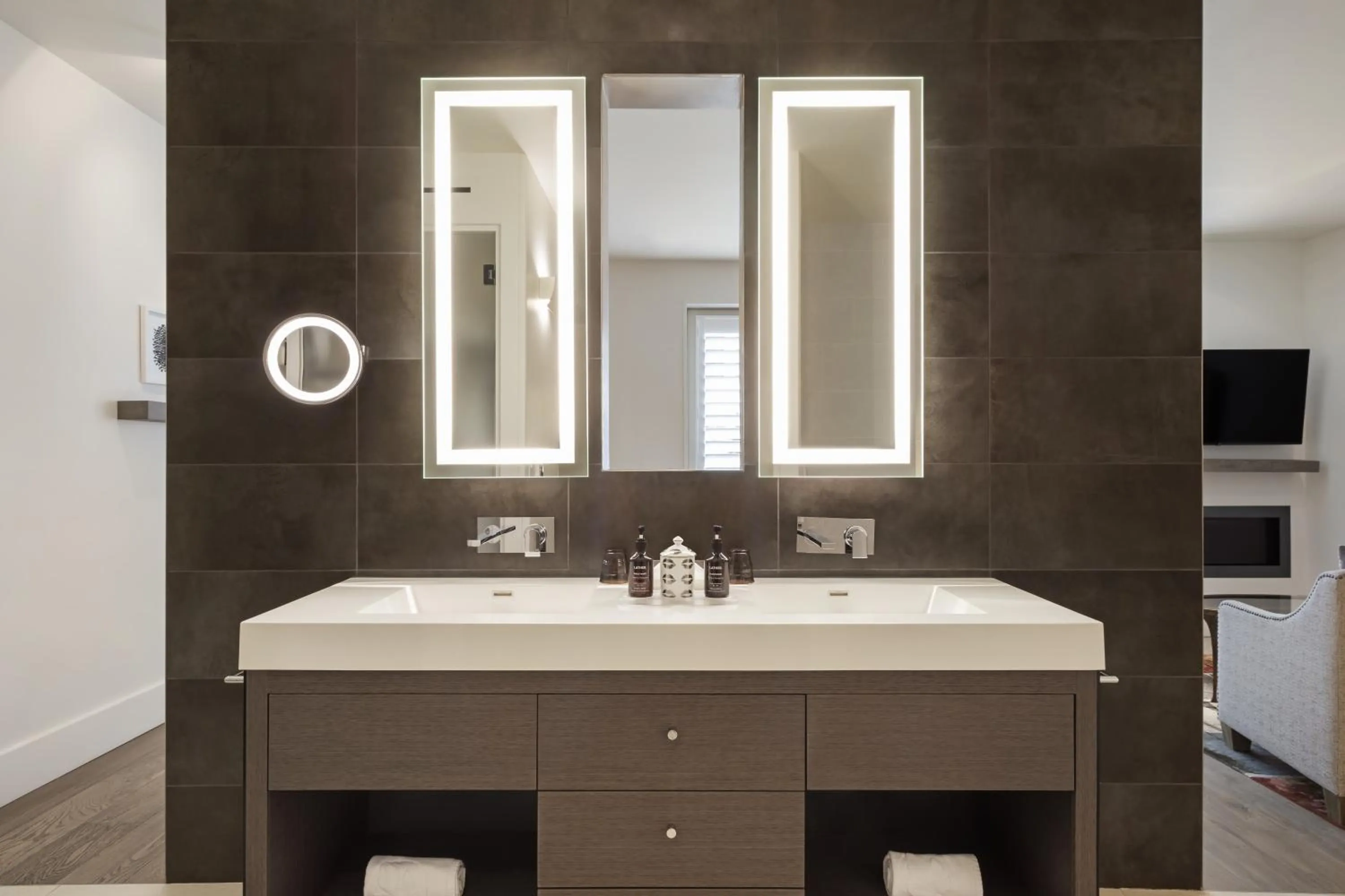 Queen Room with City View - Hearing Accessible in HOTEL CERRO, Autograph Collection