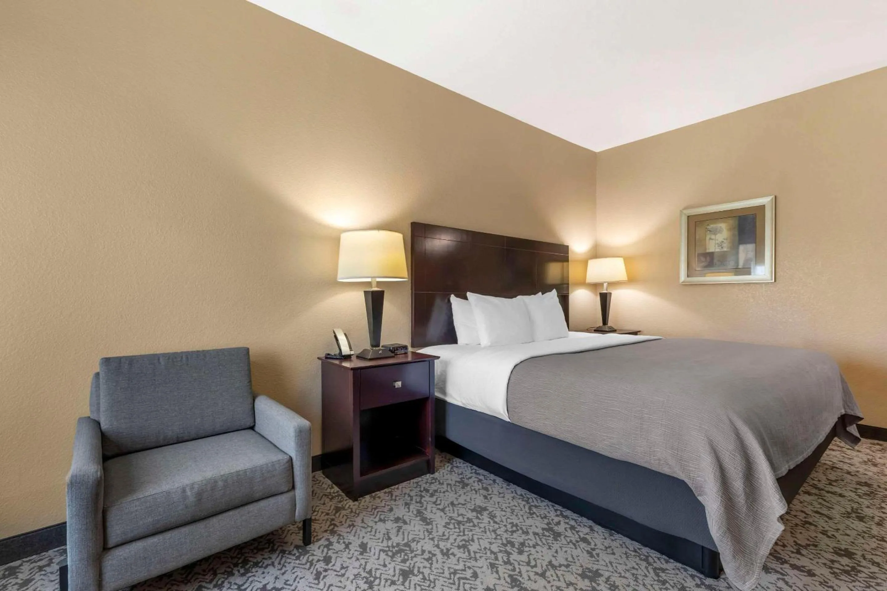 King Room - Accessible/Non-Smoking in Quality Inn and Suites Groesbeck