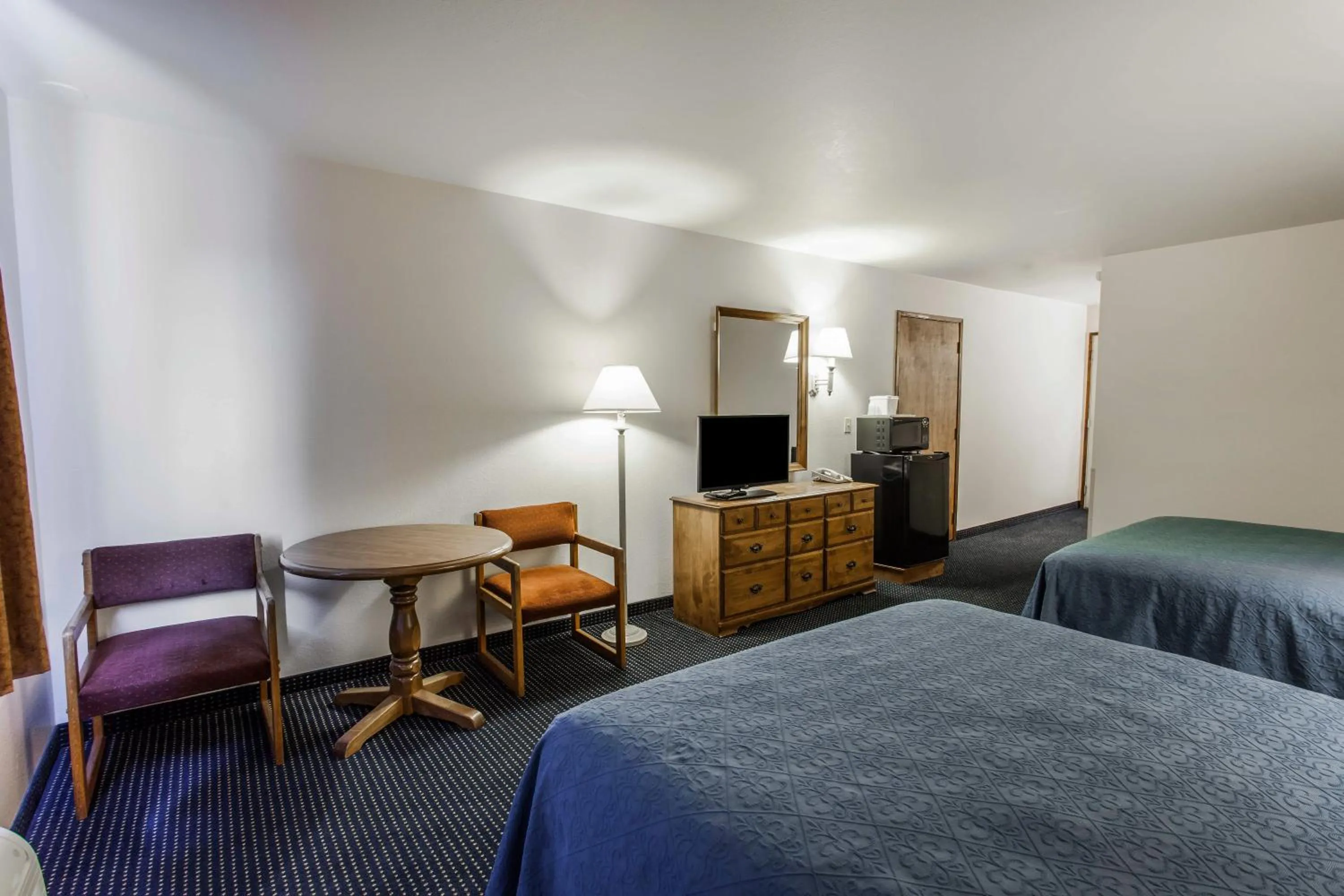 Queen Room with Two Queen Beds - Non-Smoking in Quality Inn & Suites Goldendale