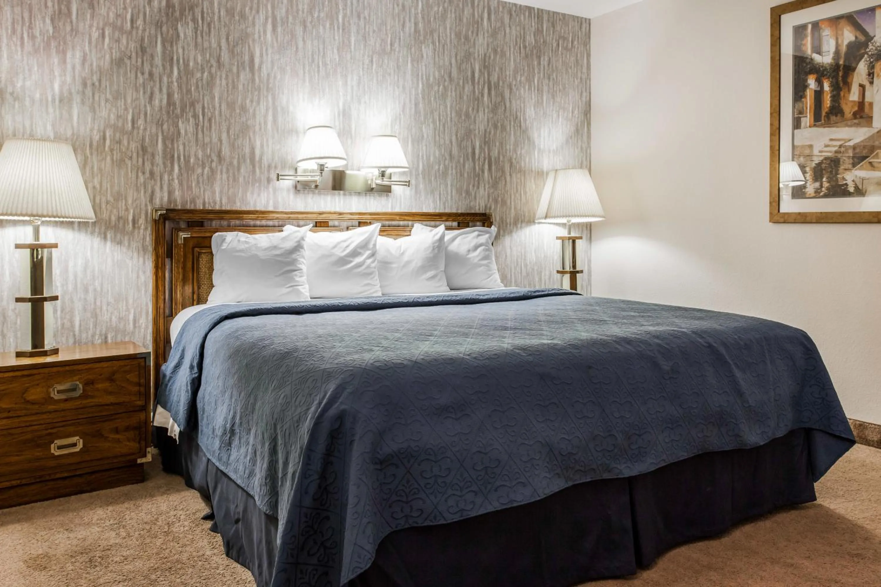 Queen Suite - Accessible/Non-Smoking in Quality Inn & Suites Goldendale