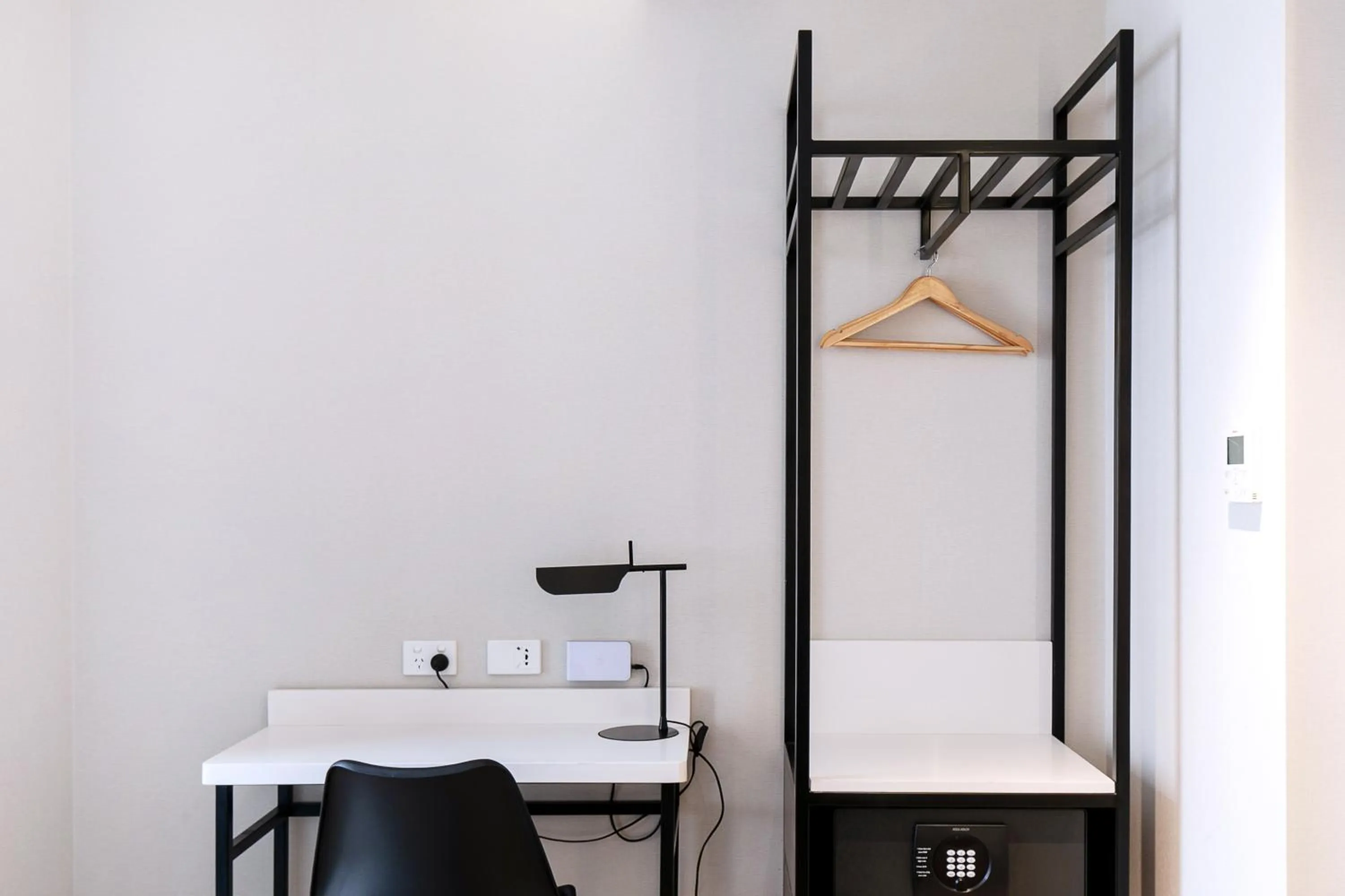 Standard Queen Room in Kith Hotel Darling Harbour