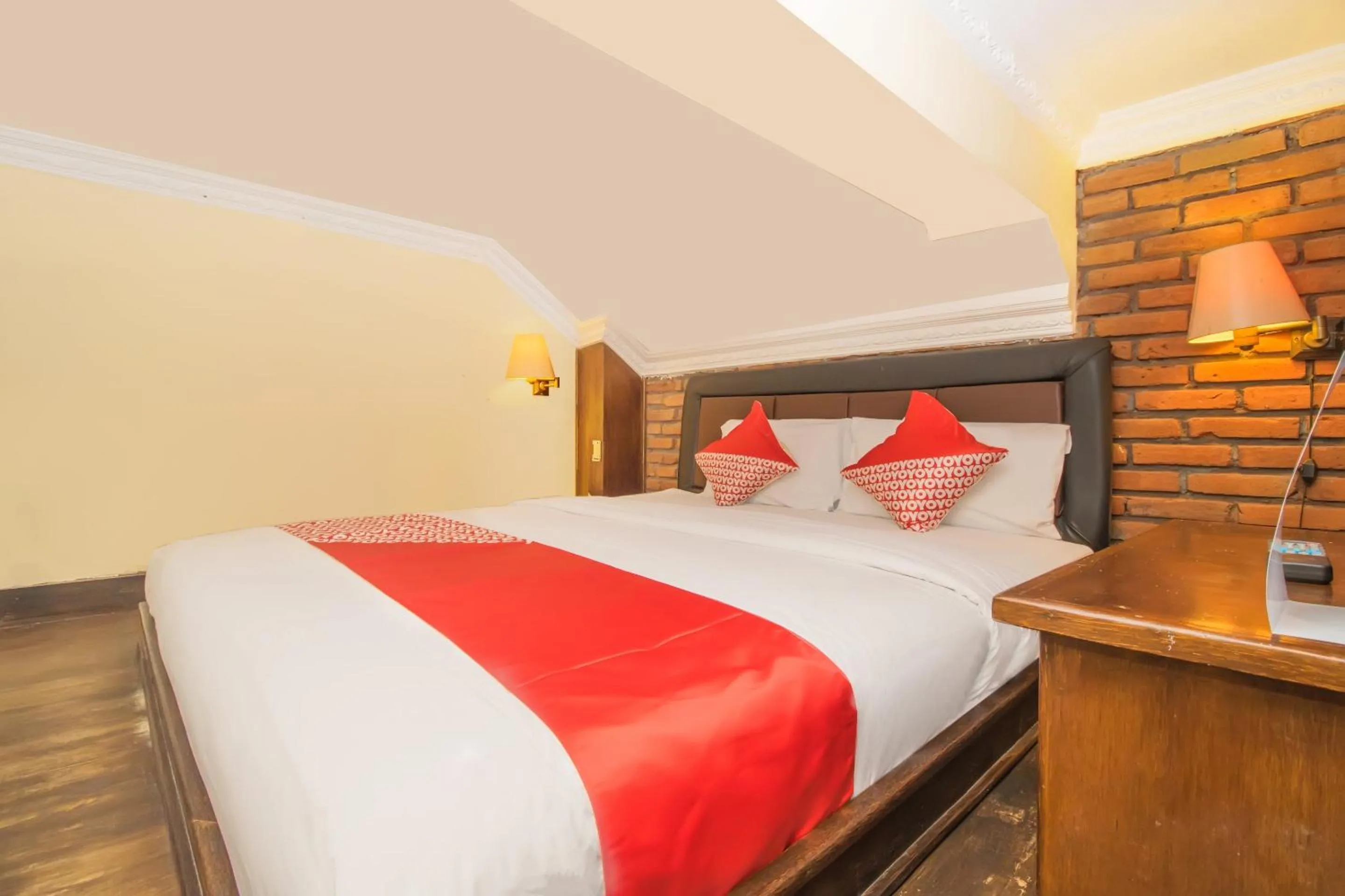 Standard Double Room in Hotel O Maxi Budget