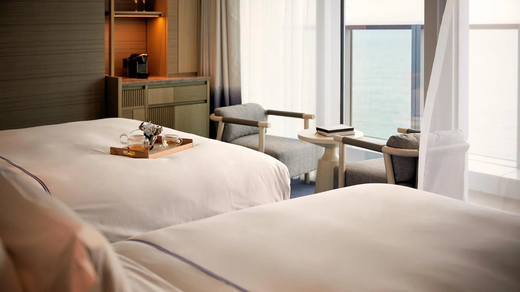 SIGNIEL Premier Family Twin Room with Ocean View in Signiel Busan