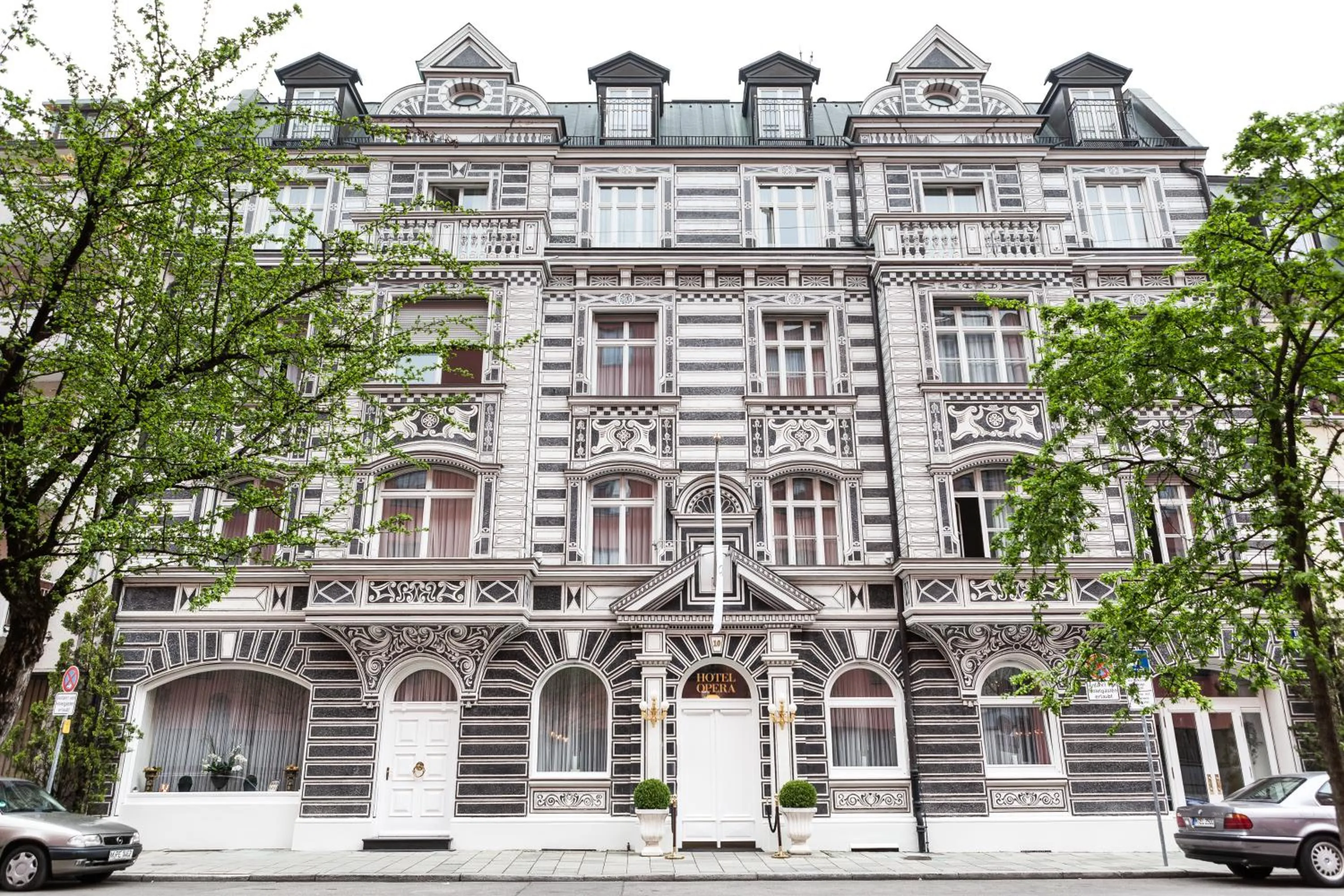 Junior Suite (2 Adults) in Hotel Opera