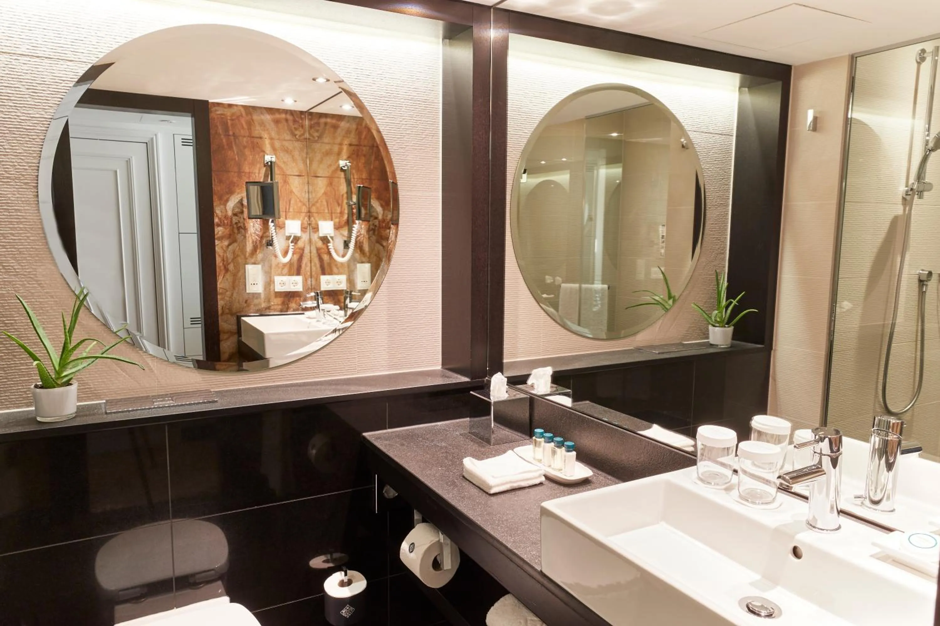 Premier Room	 in Vier Jahreszeiten Kempinski München