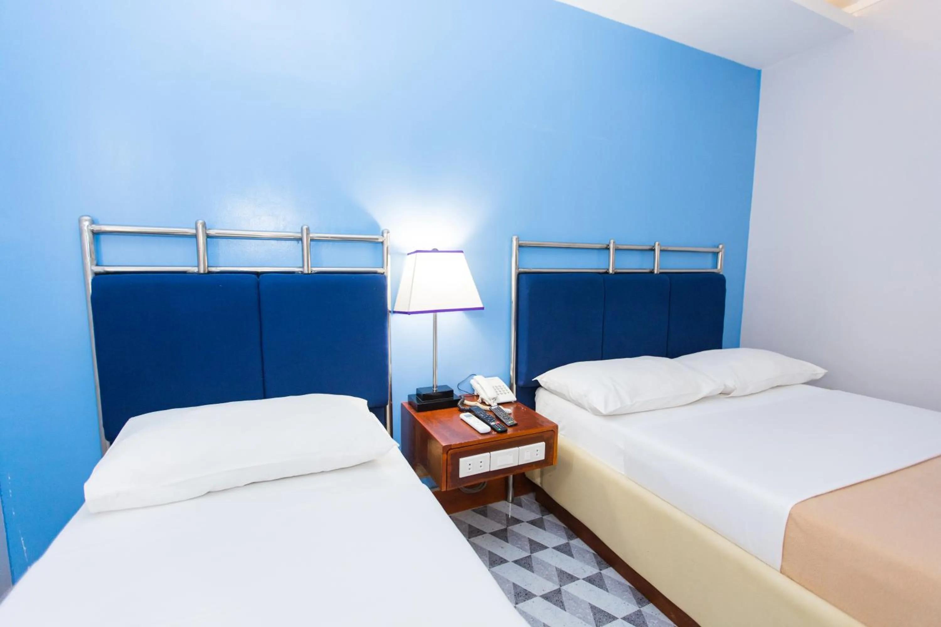 Deluxe Family Room in Hotel Valencia