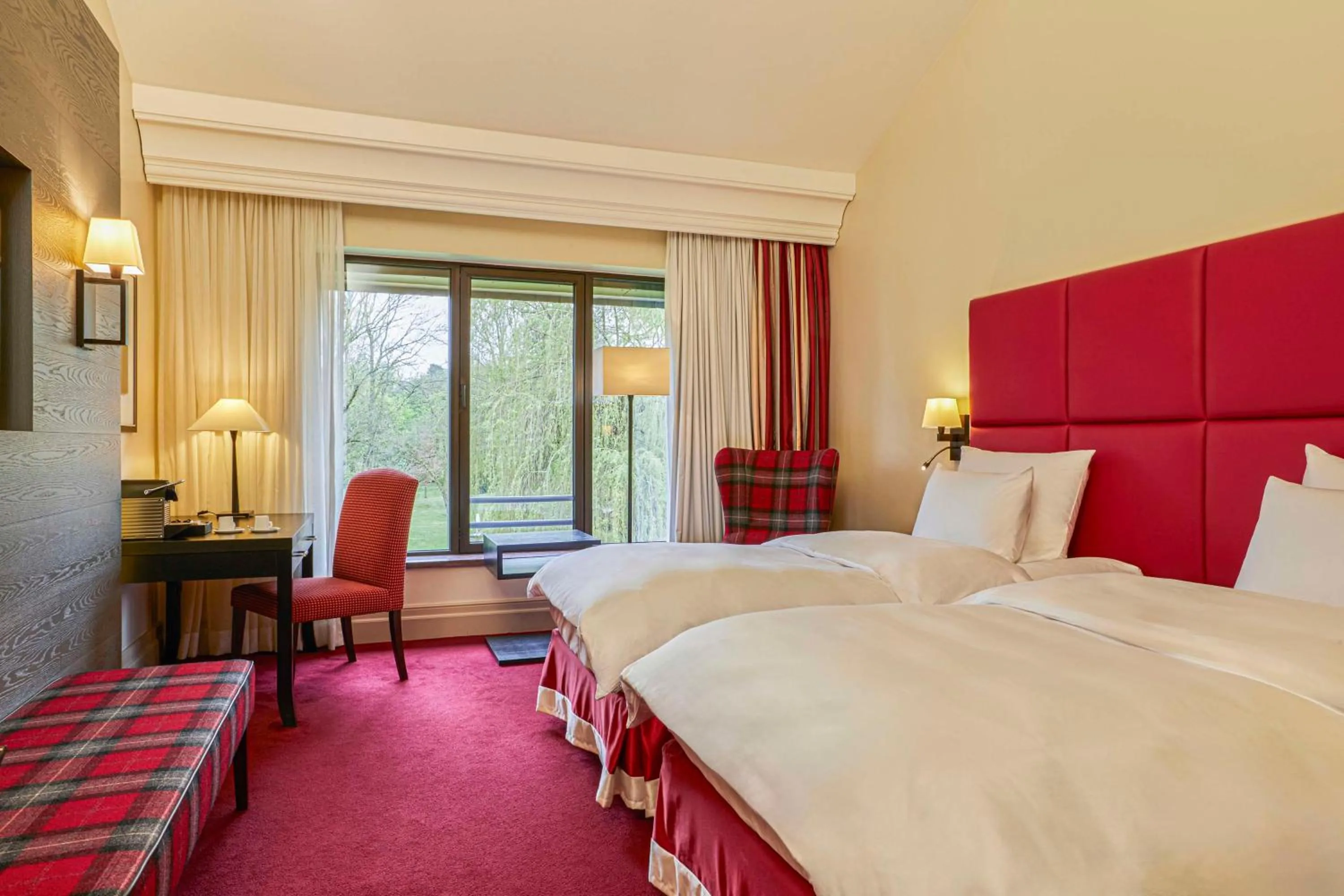 Family Connecting Rooms in Hilton Frankfurt Gravenbruch