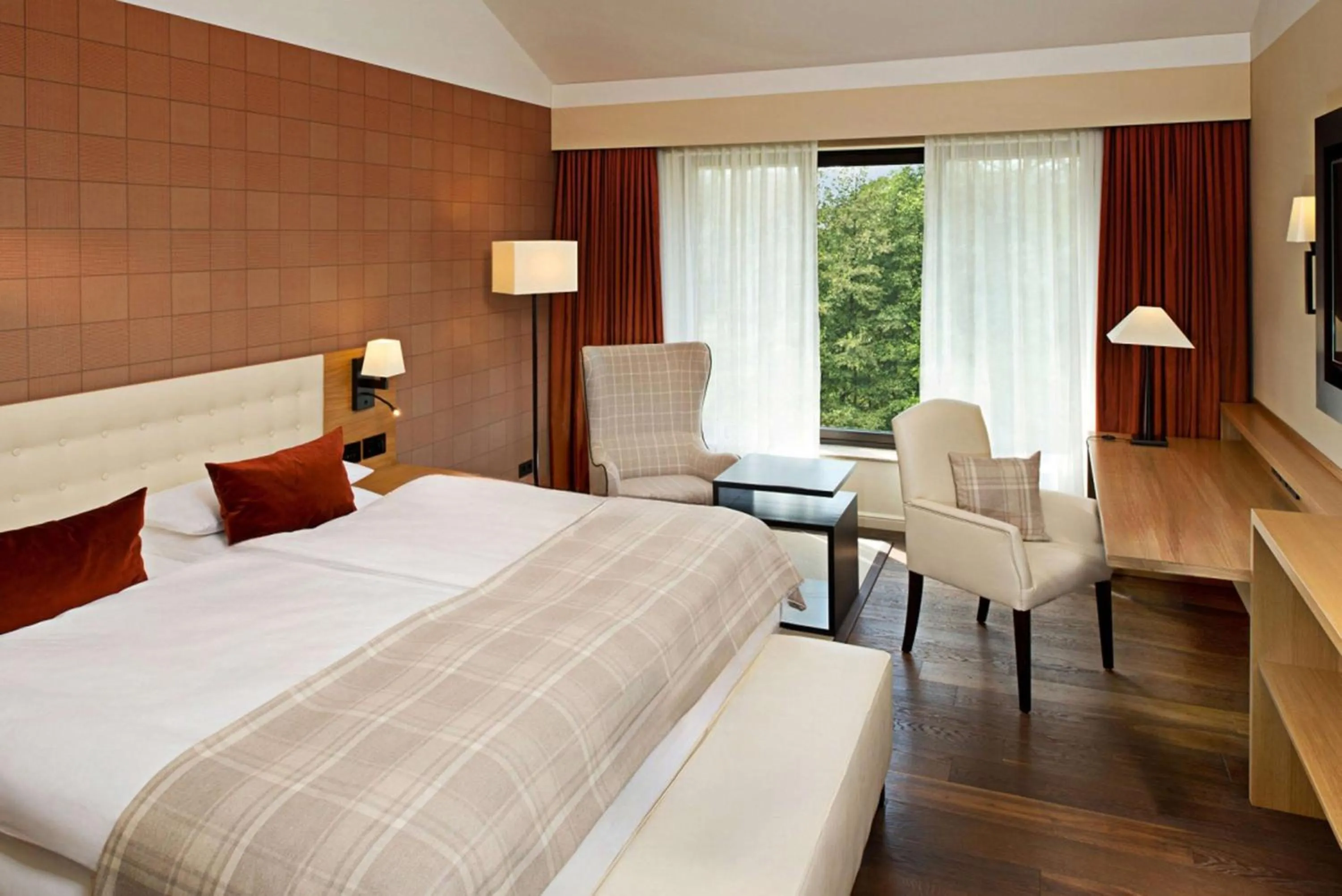 King Guest Room in Hilton Frankfurt Gravenbruch