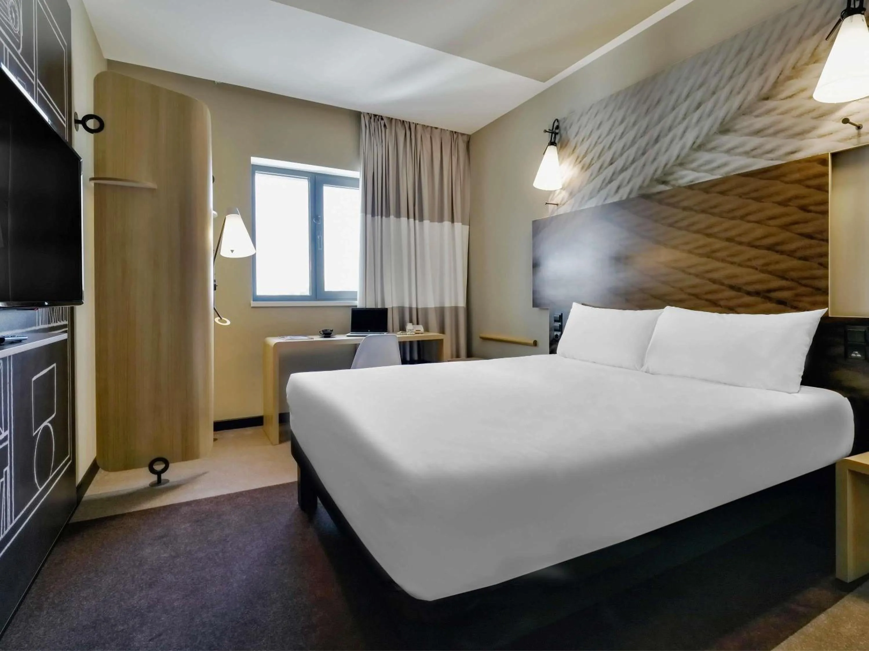 Standard Double Room - single occupancy in Ibis Aktobe