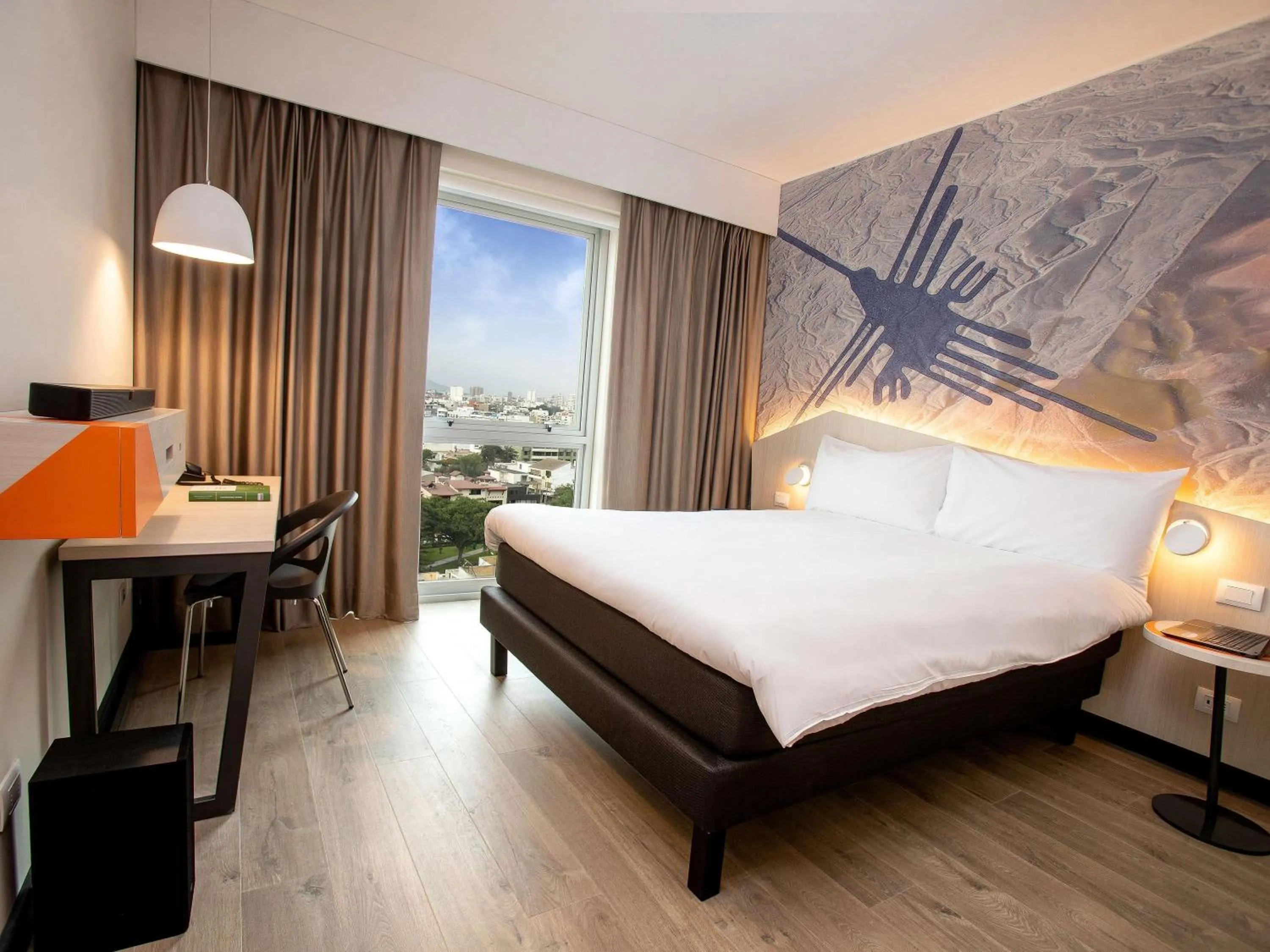 Superior Double Room in ibis Styles Lima Benavides Miraflores