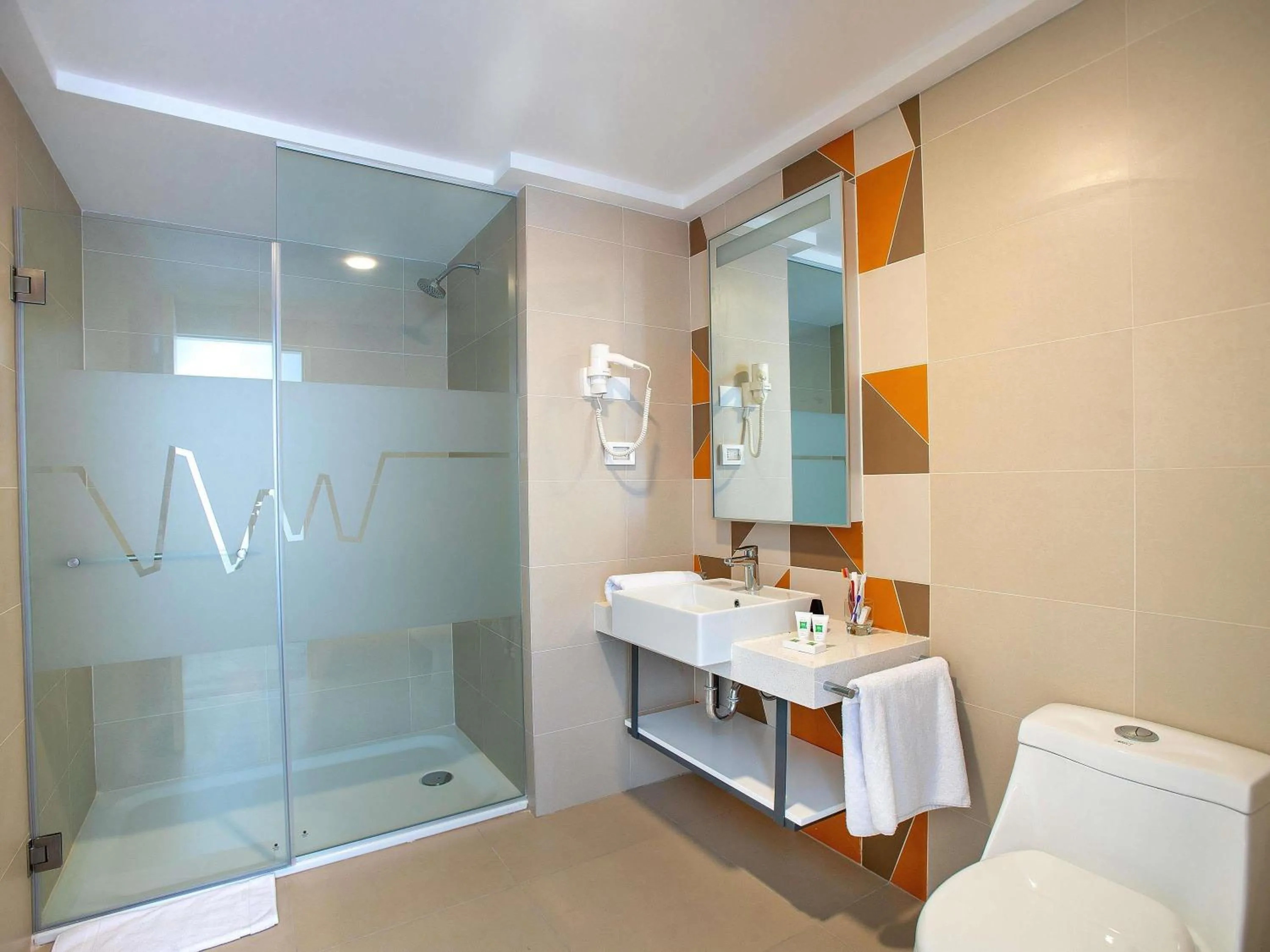 Standard Twin Room in ibis Styles Lima Benavides Miraflores