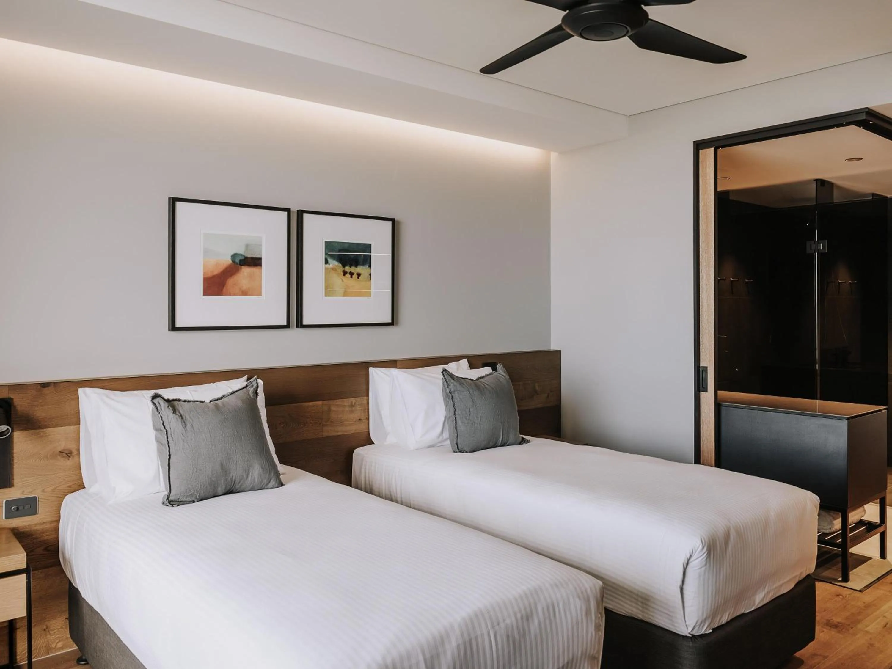 Studio with Garden View in The Sebel Yarrawonga Silverwoods