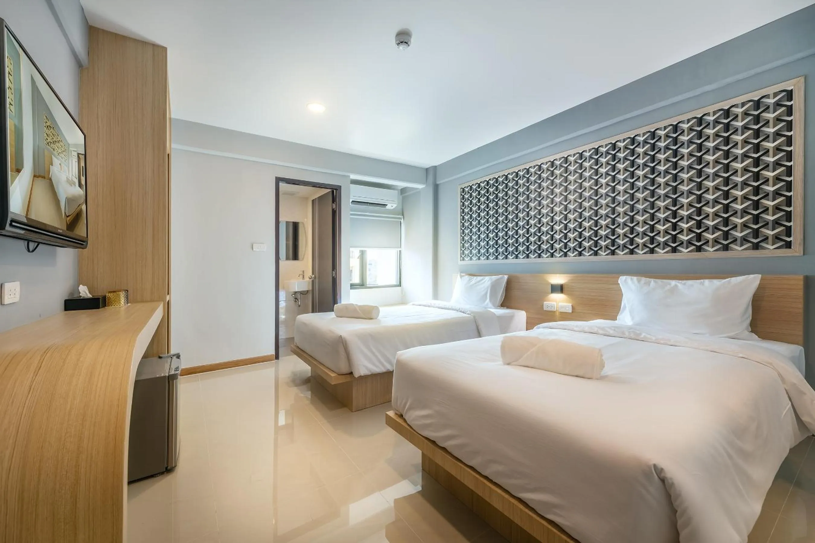Superior Twin Room in PLAAI Play Hotel
