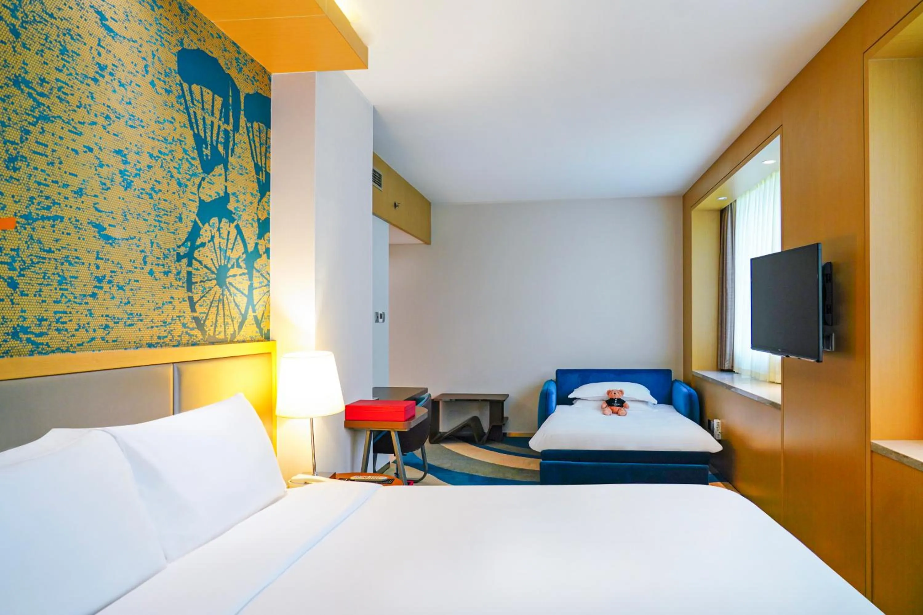 Deluxe Room with extra sofa bed   in Radisson Collection Hyland Shanghai