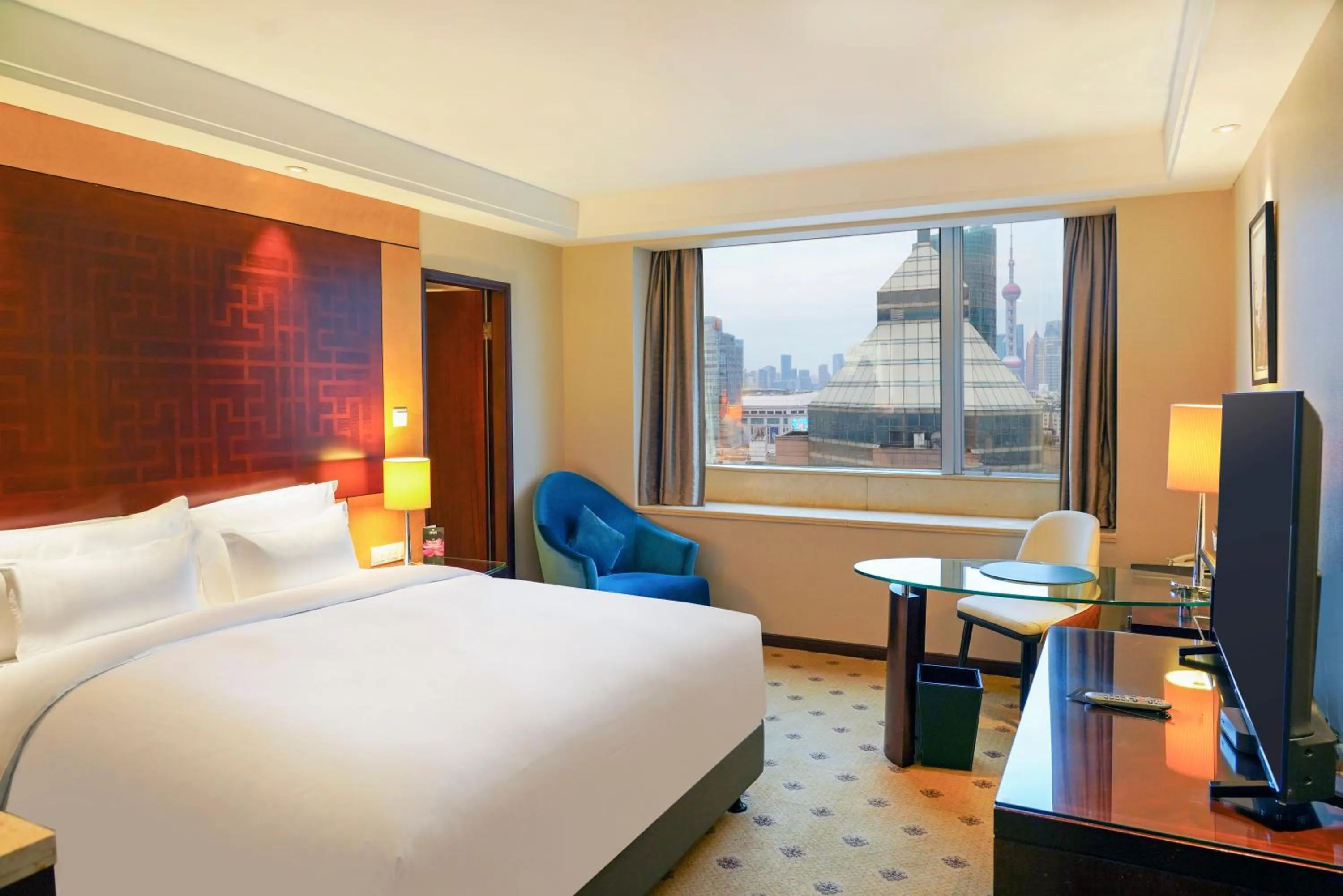 Collection Executive Room in Radisson Collection Hyland Shanghai