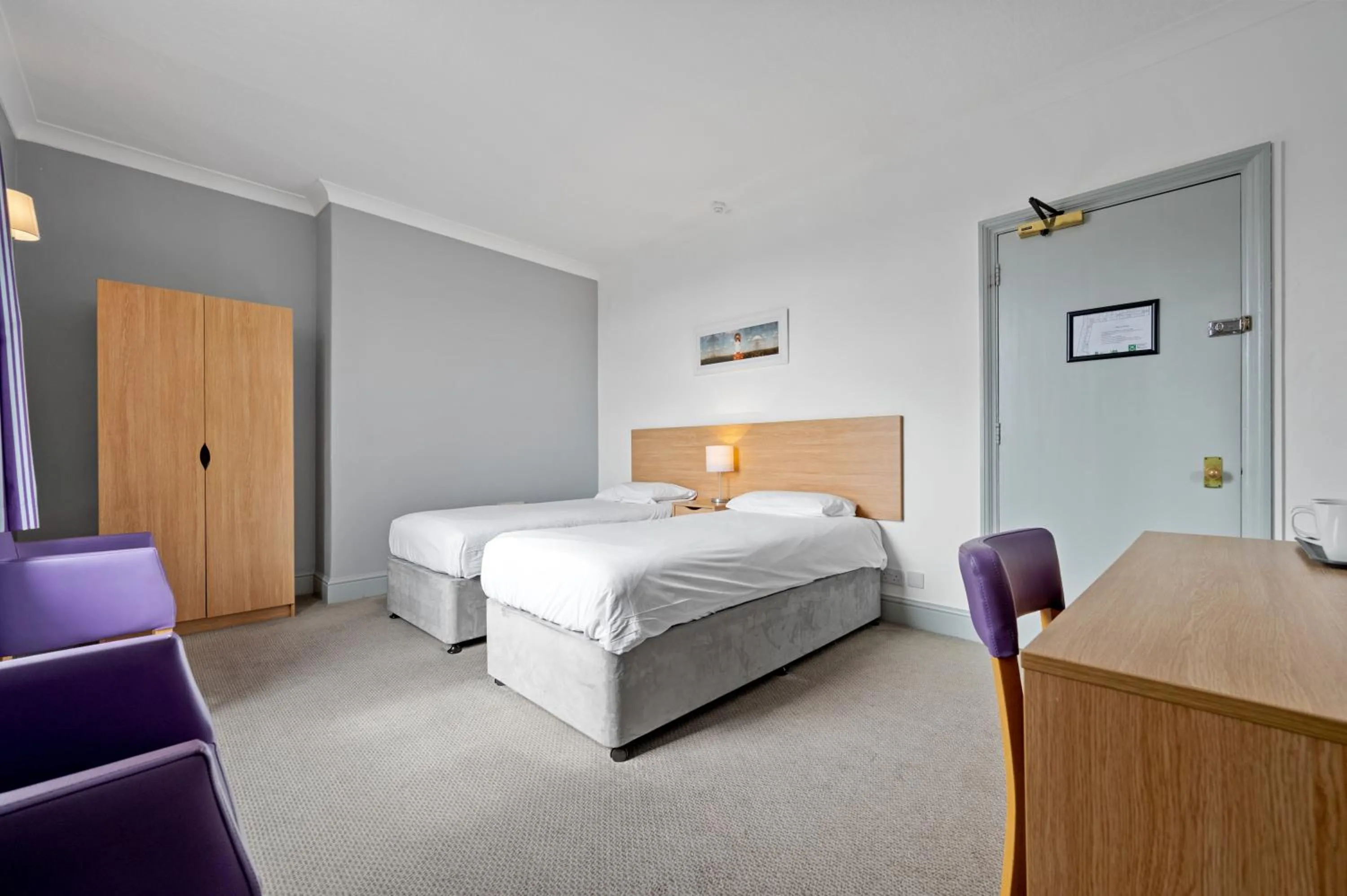 Standard Twin Room in Royal Whitby