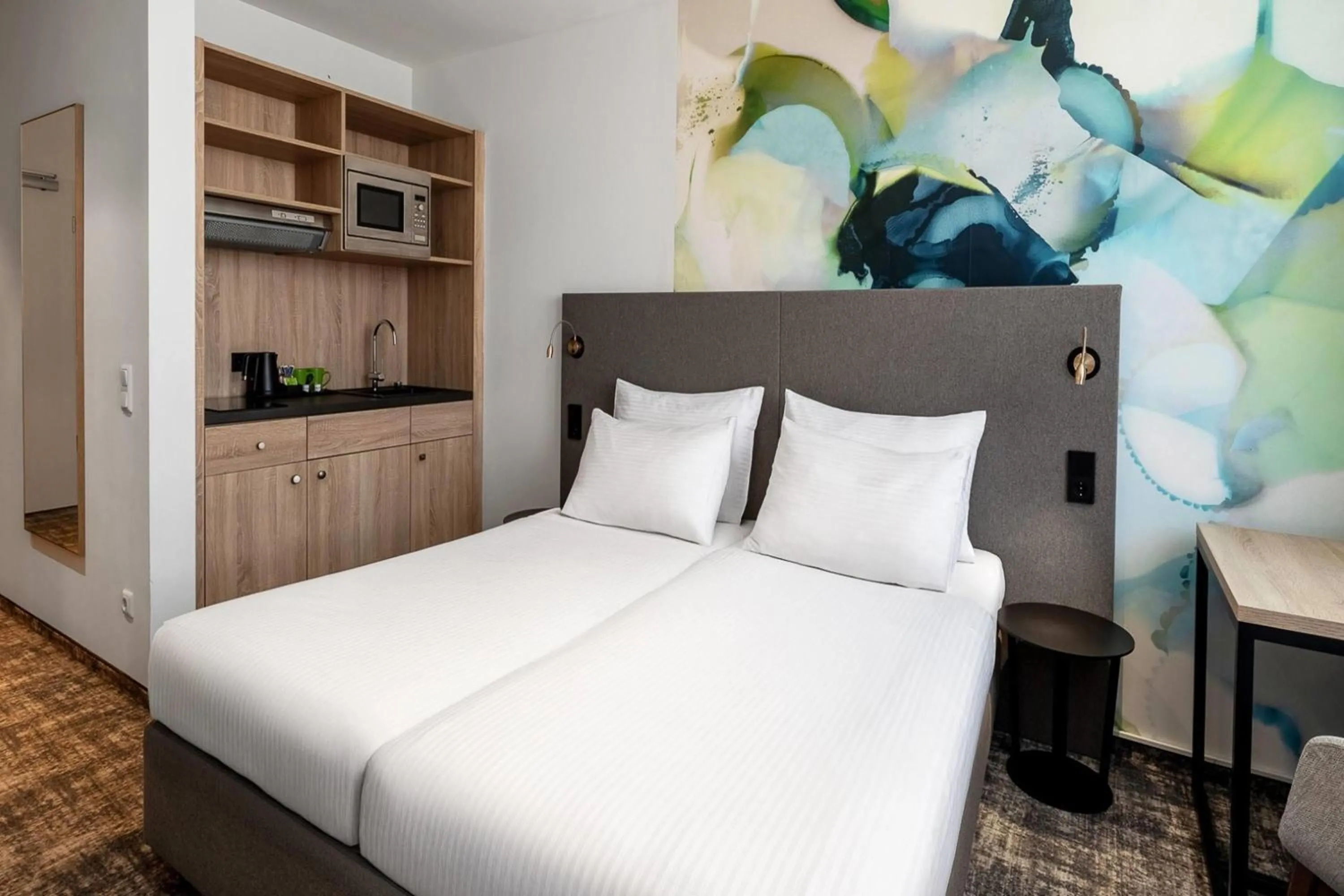 Standard Twin Room with Kitchenette - single occupancy - Non-Smoking in Wyndham Garden Munich Messe