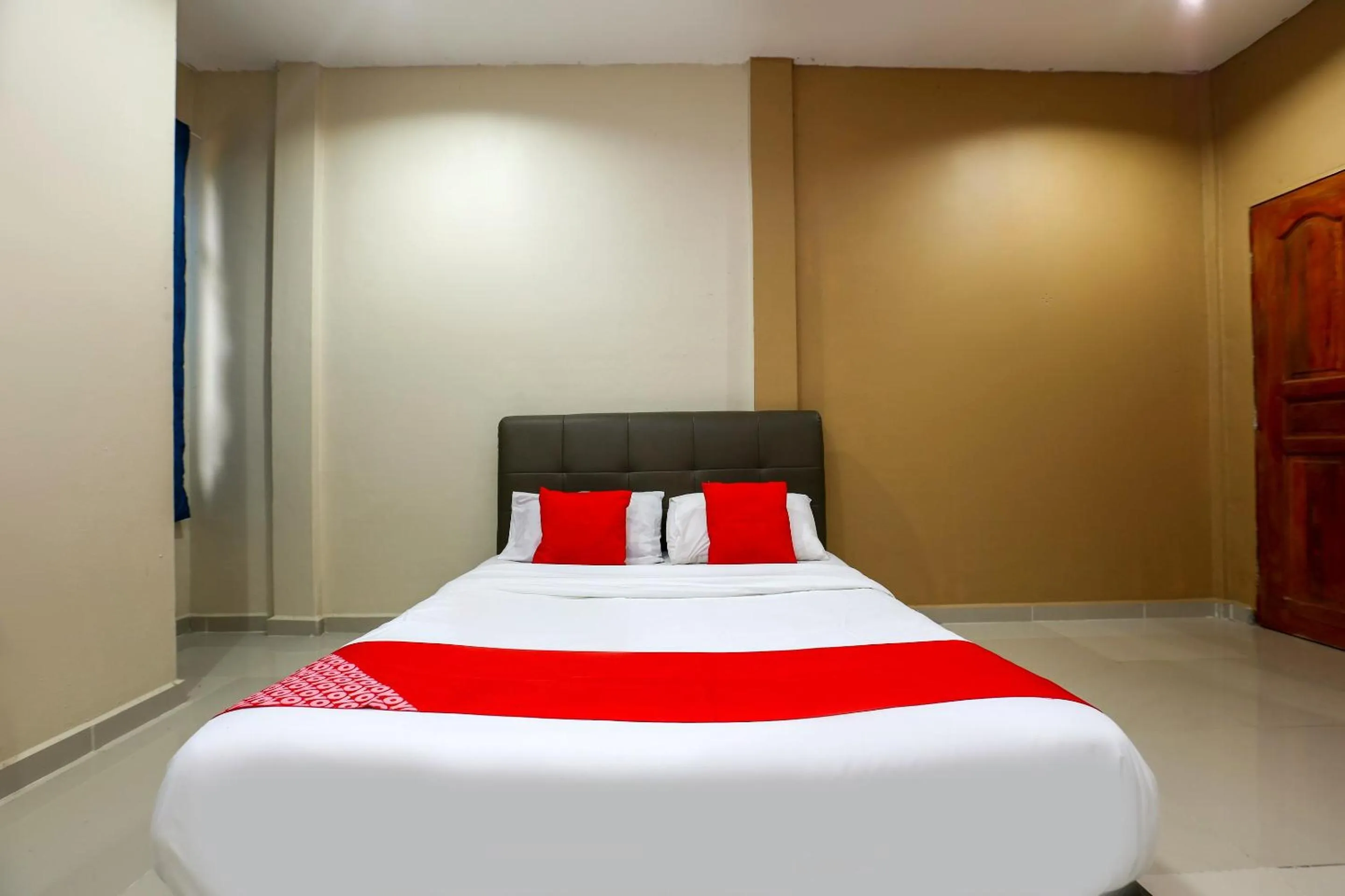 Deluxe Double Room in OYO 89933 Nun Hotel