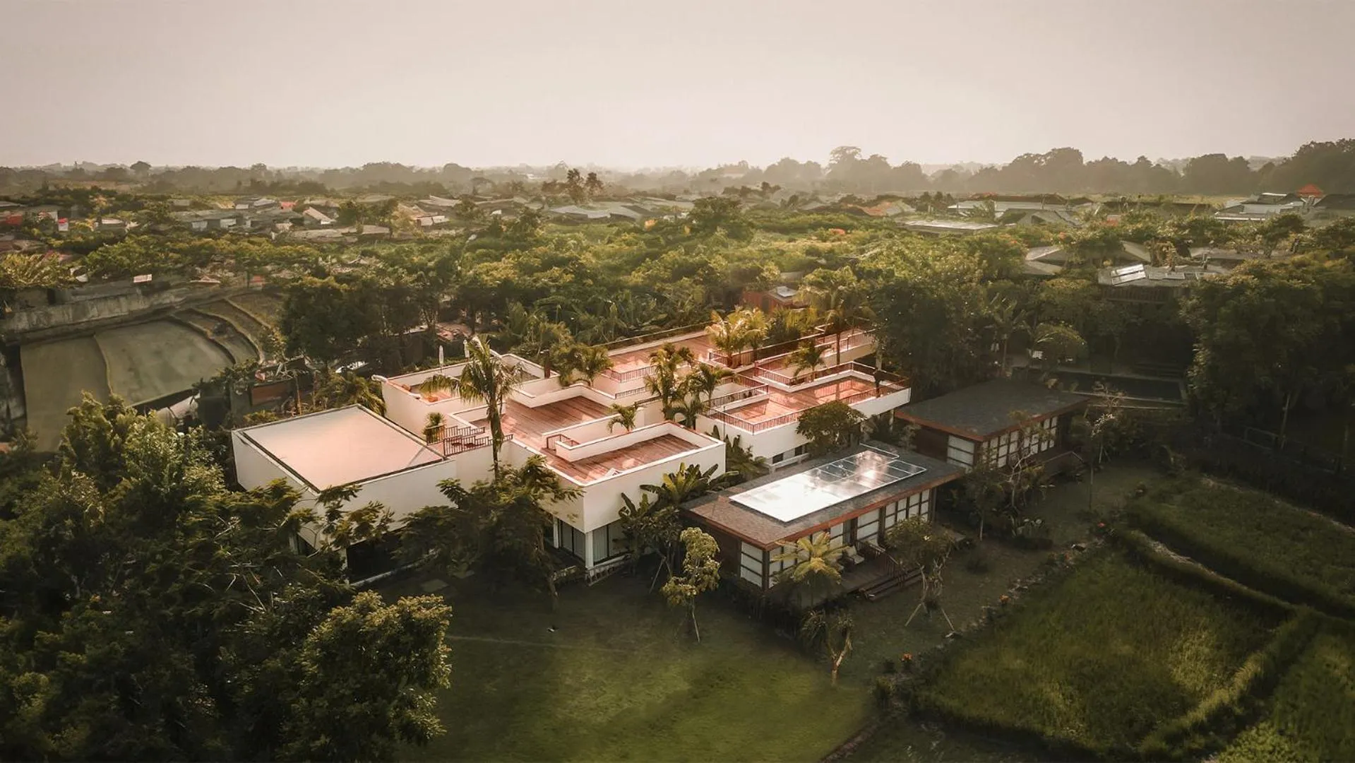 Six-Bedroom House in Grün Canggu Garden