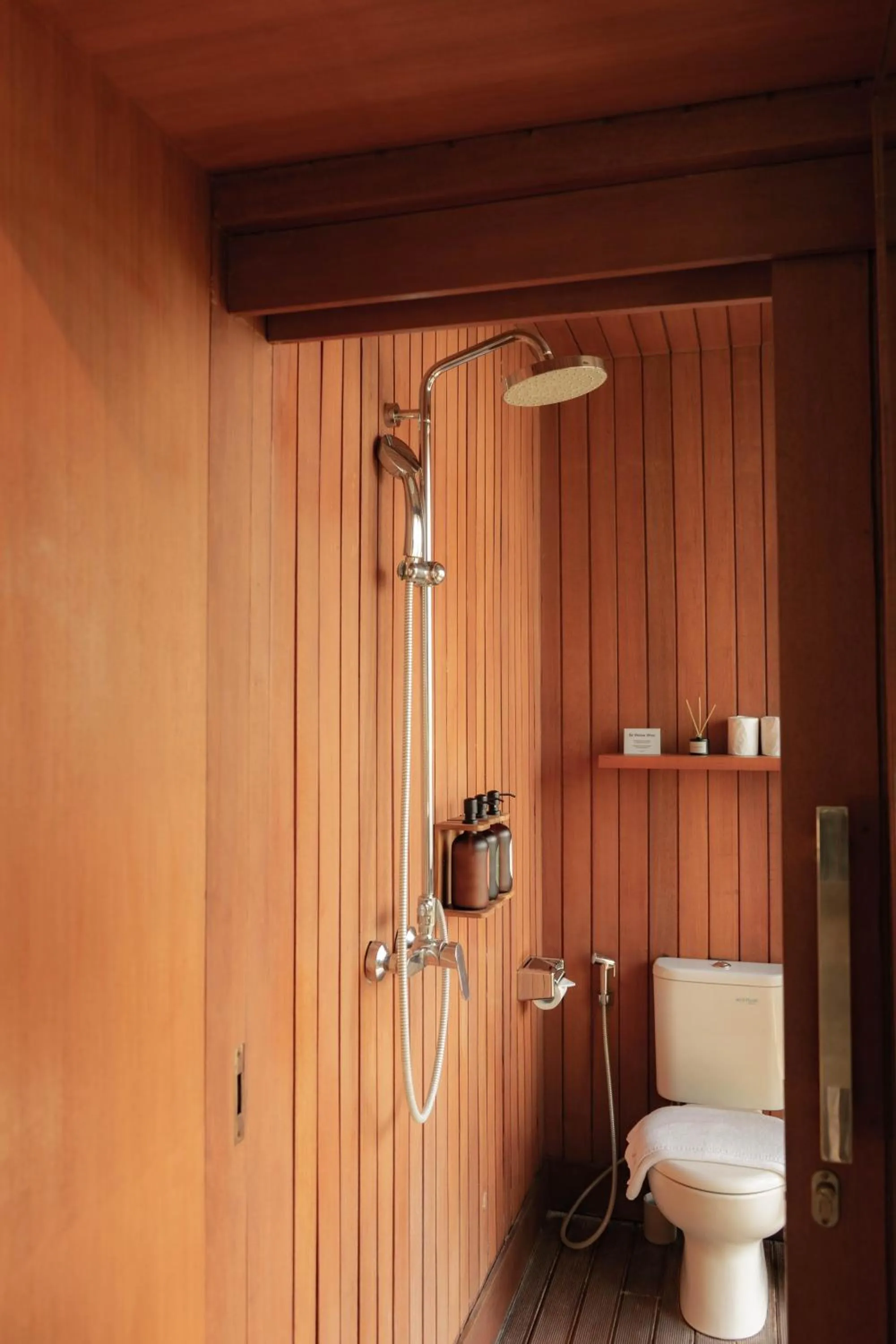 Treehouse A in Grün Canggu Garden