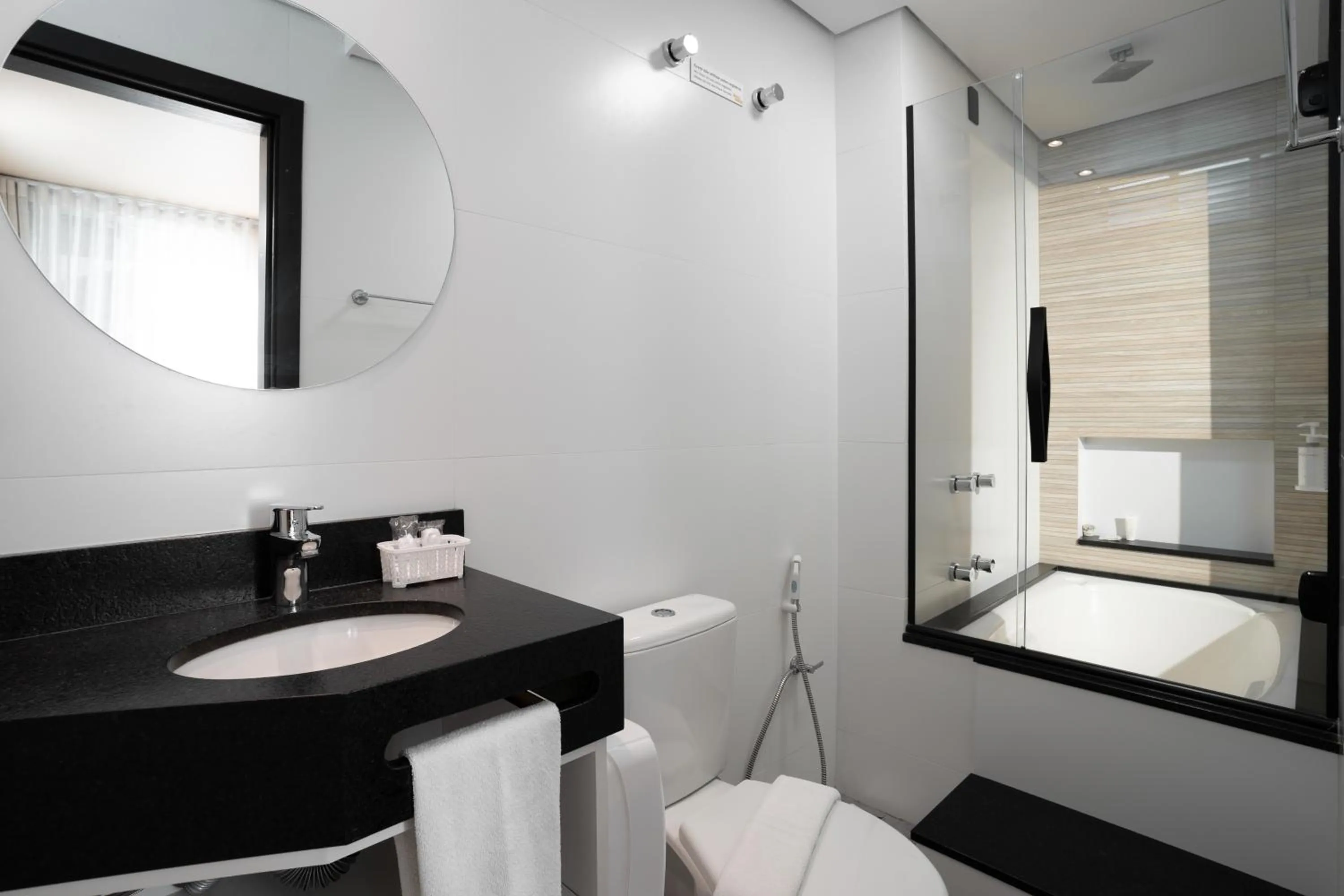 Deluxe Suite in Bossa Jurerê Hotel