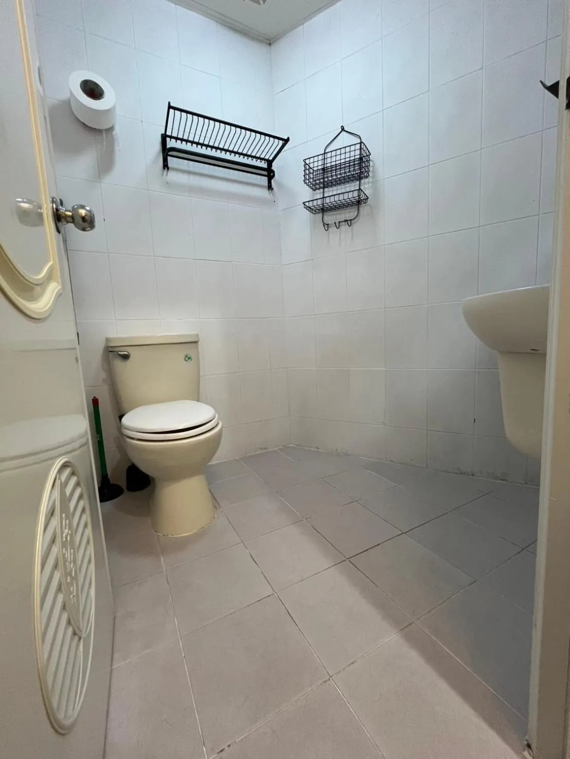Triple Room with Private Bathroom in Taipei Triple Tiger Inn