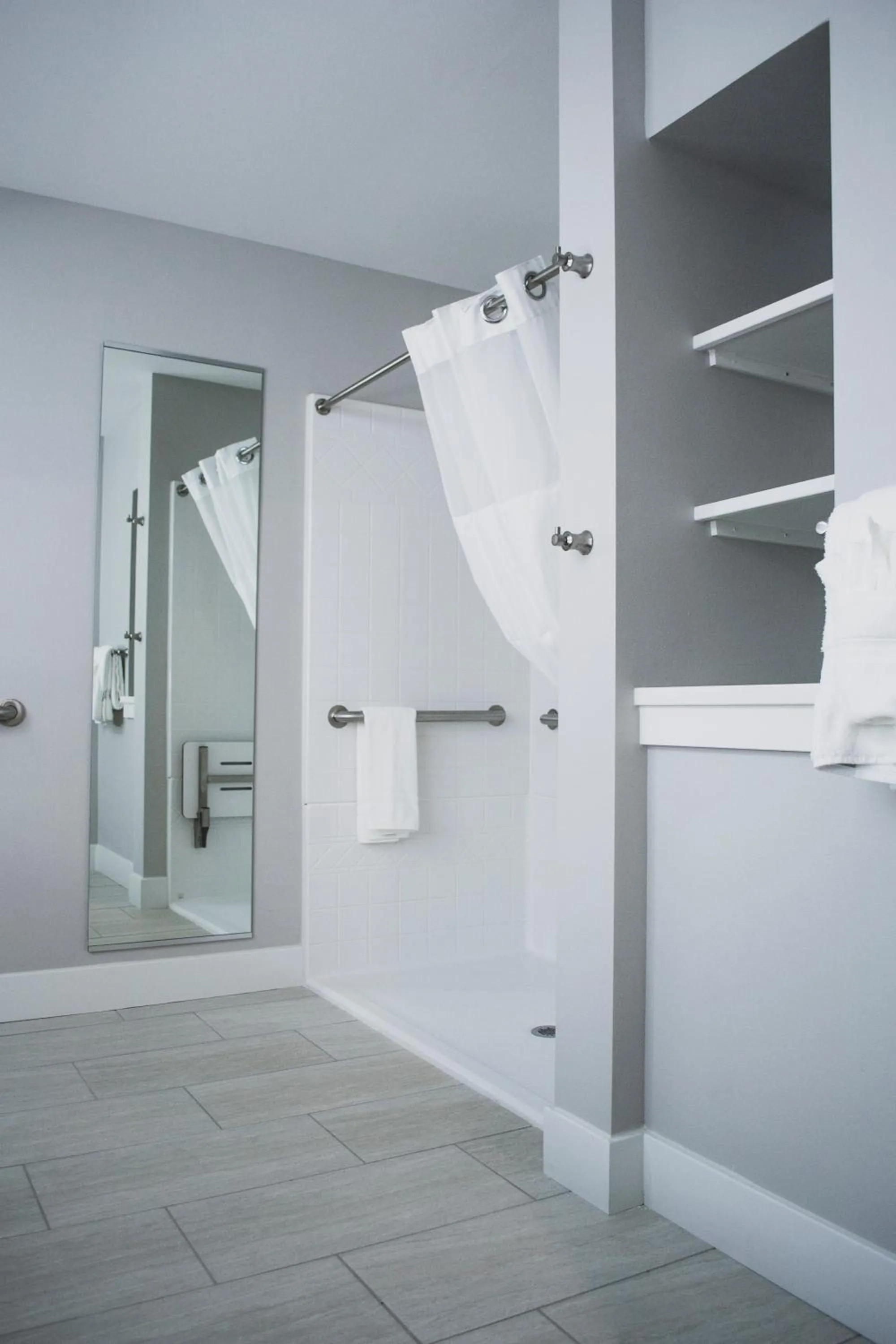 Deluxe King Room - single occupancy in Hotel Millwright