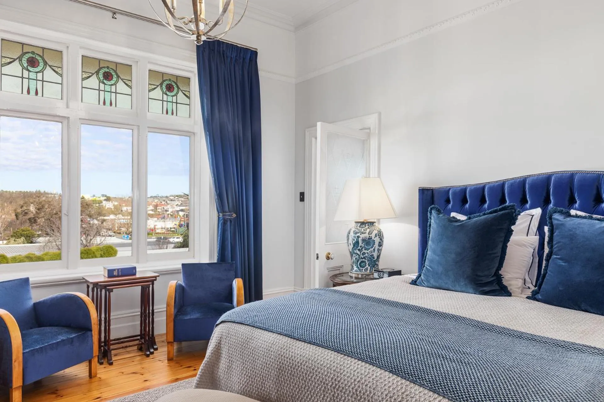 Frew Suite in Delgattie Estate