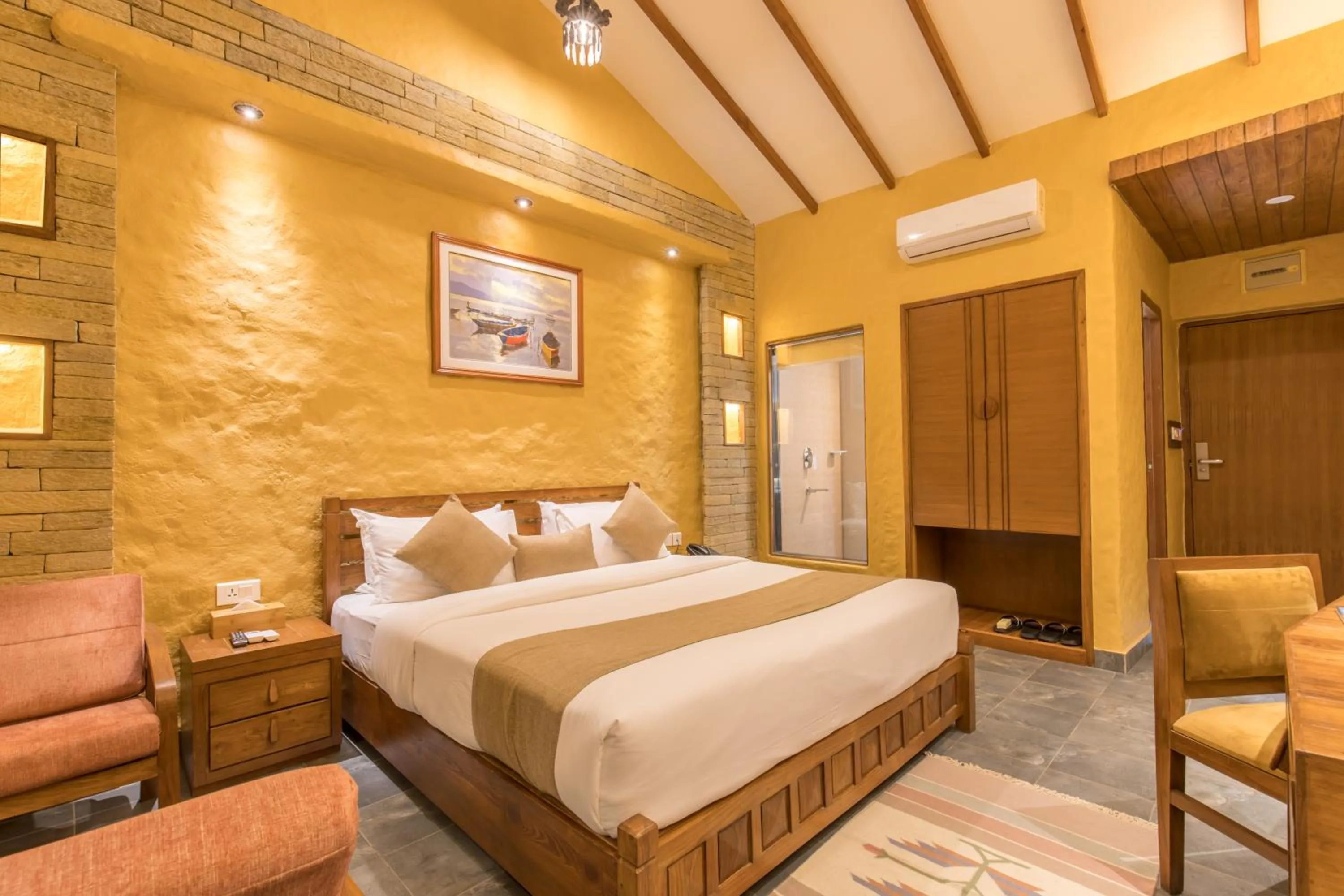 Superior Double Room with Lake View and Free Airport Transfers - single occupancy in Bar Peepal Resort