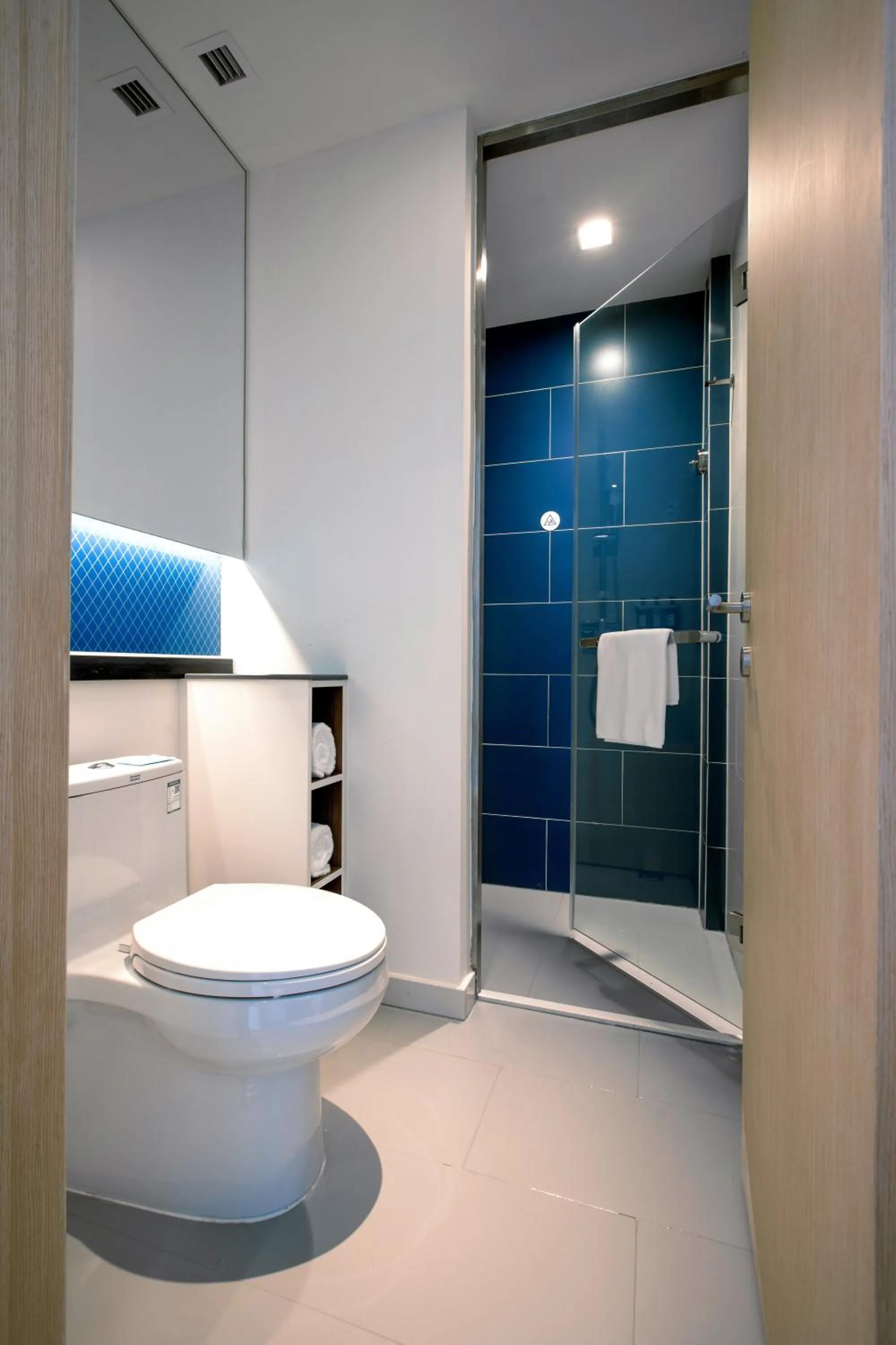 Standard King Room in Holiday Inn Express Zhangjiagang Free Trade Zone by IHG