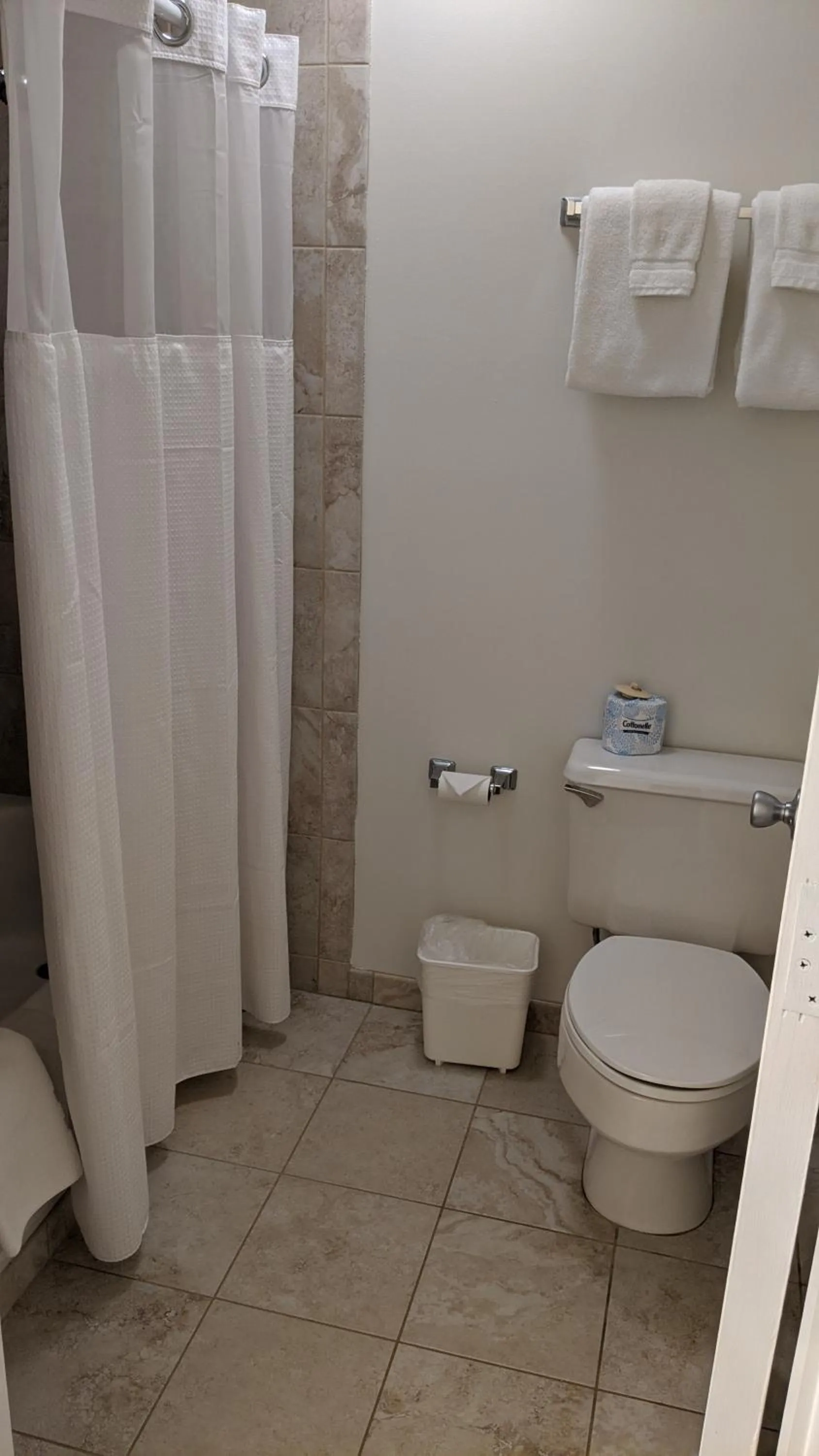 Junior Suite with Sea View in Inlet Inn NC