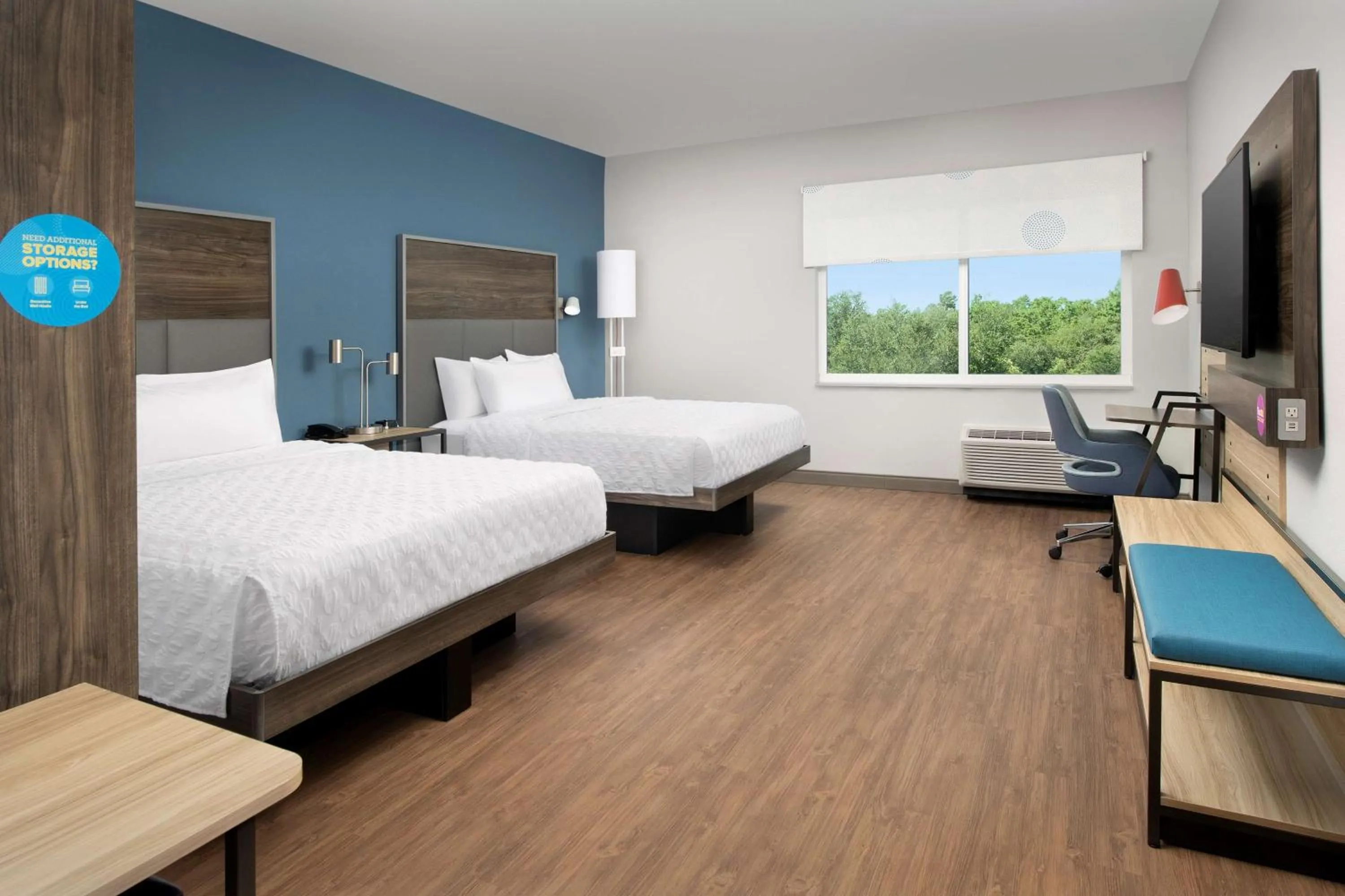Queen Room with Two Queen Beds - Mobility Access in Tru By Hilton Orlando Convention Center