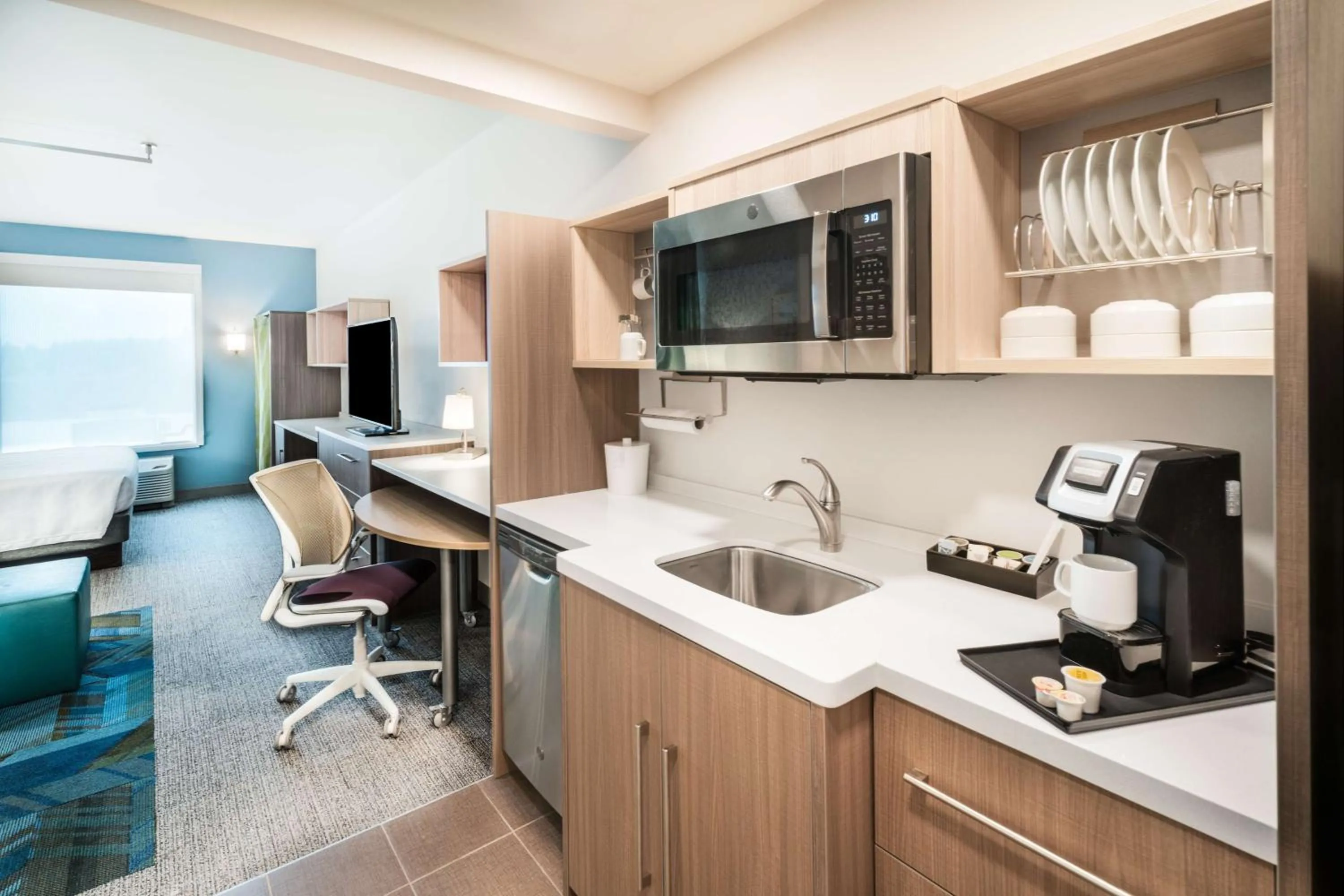 King Studio - Mobility and Hearing Access/Non-Smoking in Home2 Suites By Hilton Brunswick
