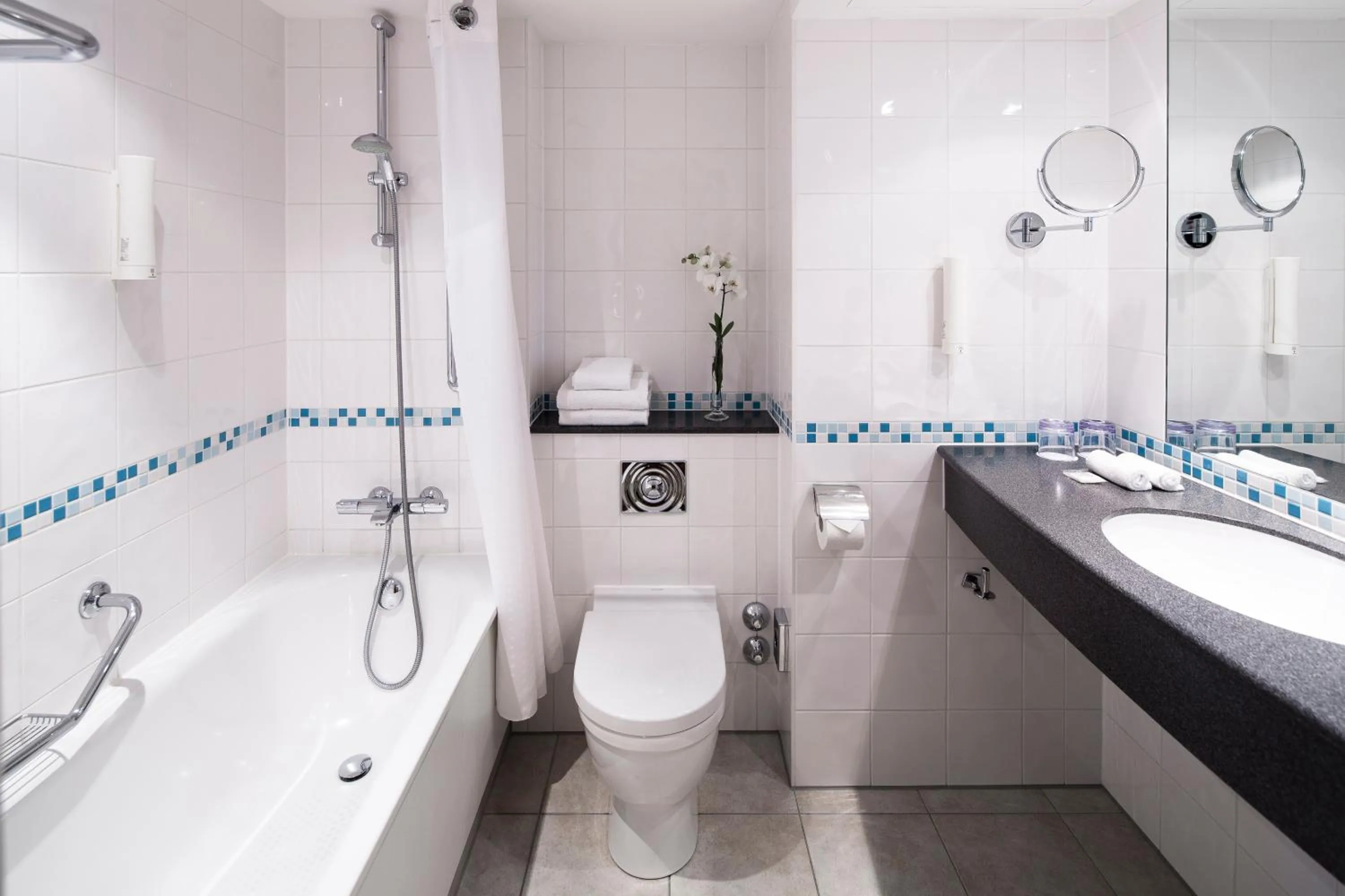 Standard Room in Holiday Inn Munich City Centre by IHG