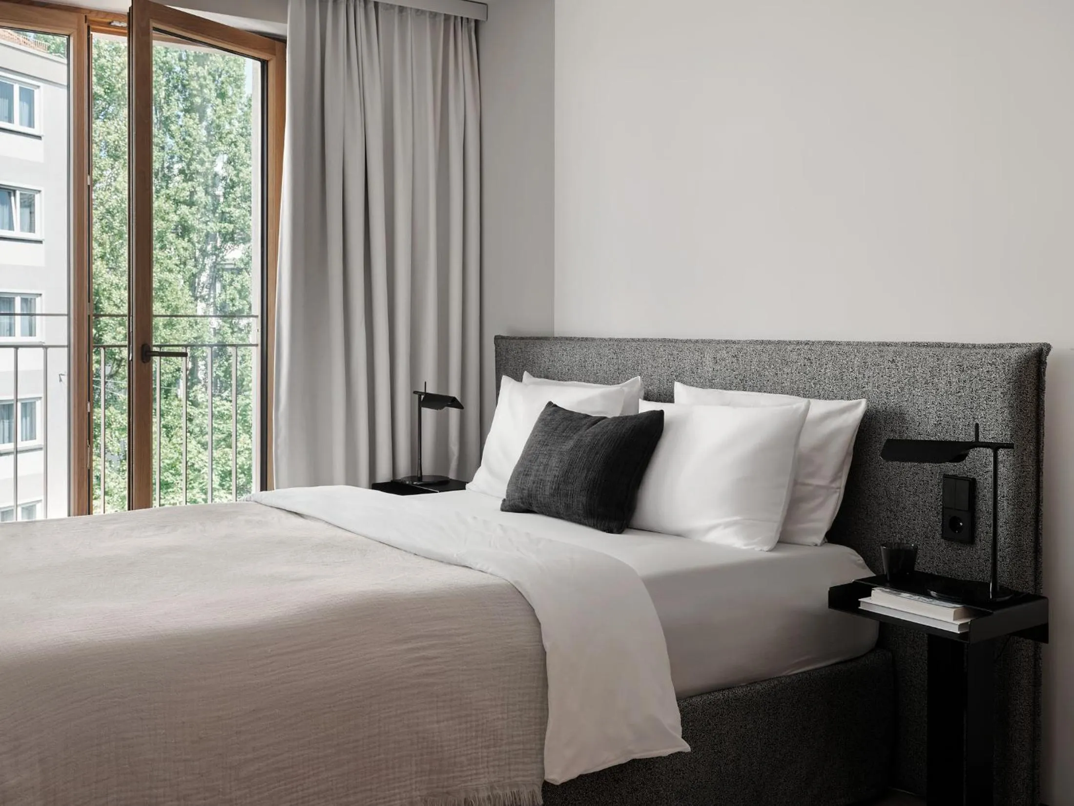 Comfy in Bob W Munich Old Town