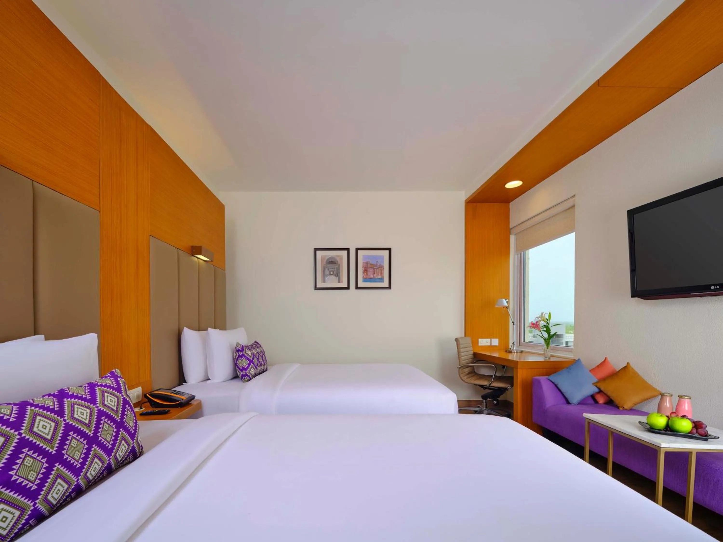 Superior Room Twin Bed - single occupancy in Vivanta Ahmedabad SG Highway