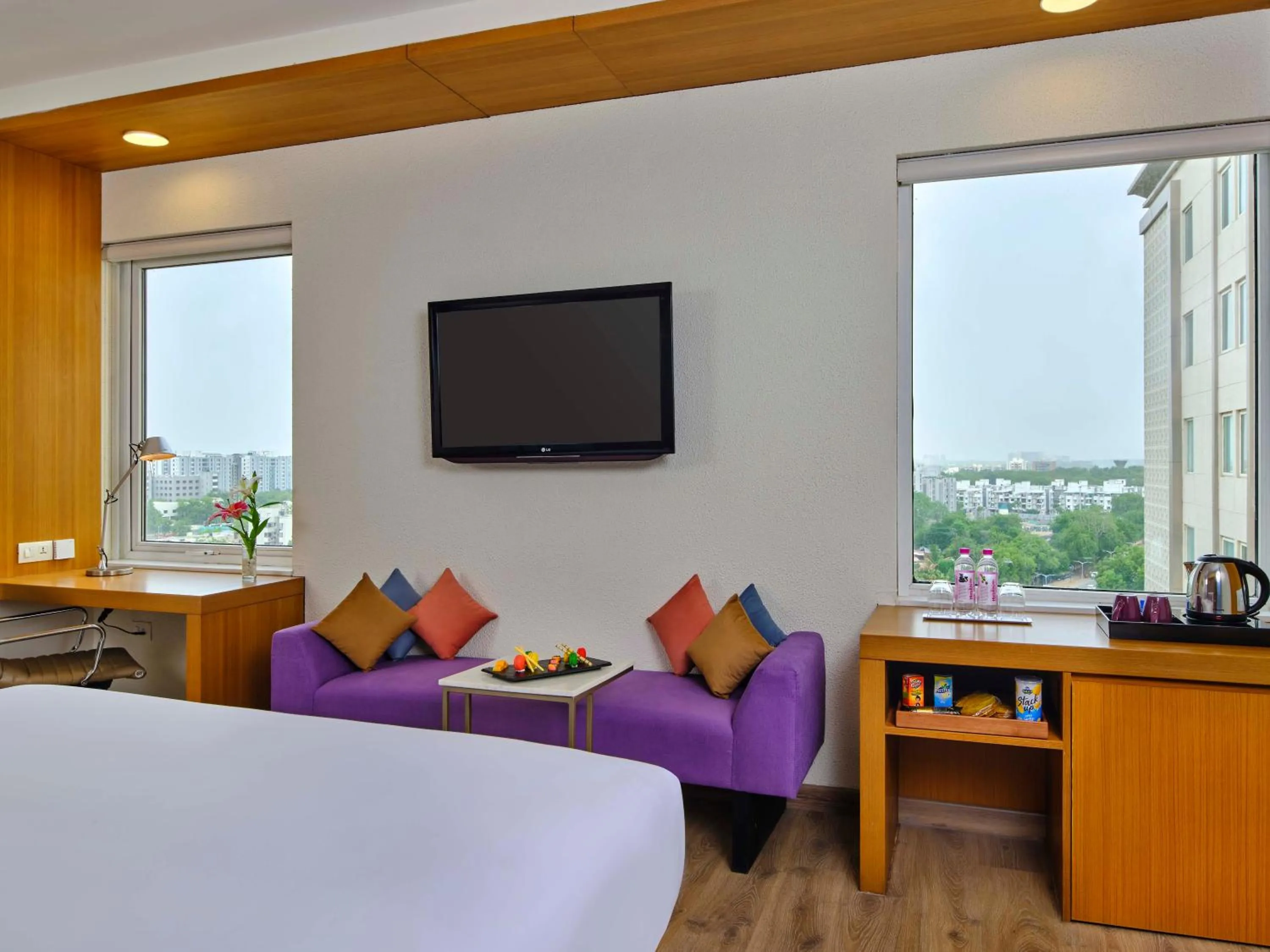 Superior Room king bed - single occupancy in Vivanta Ahmedabad SG Highway