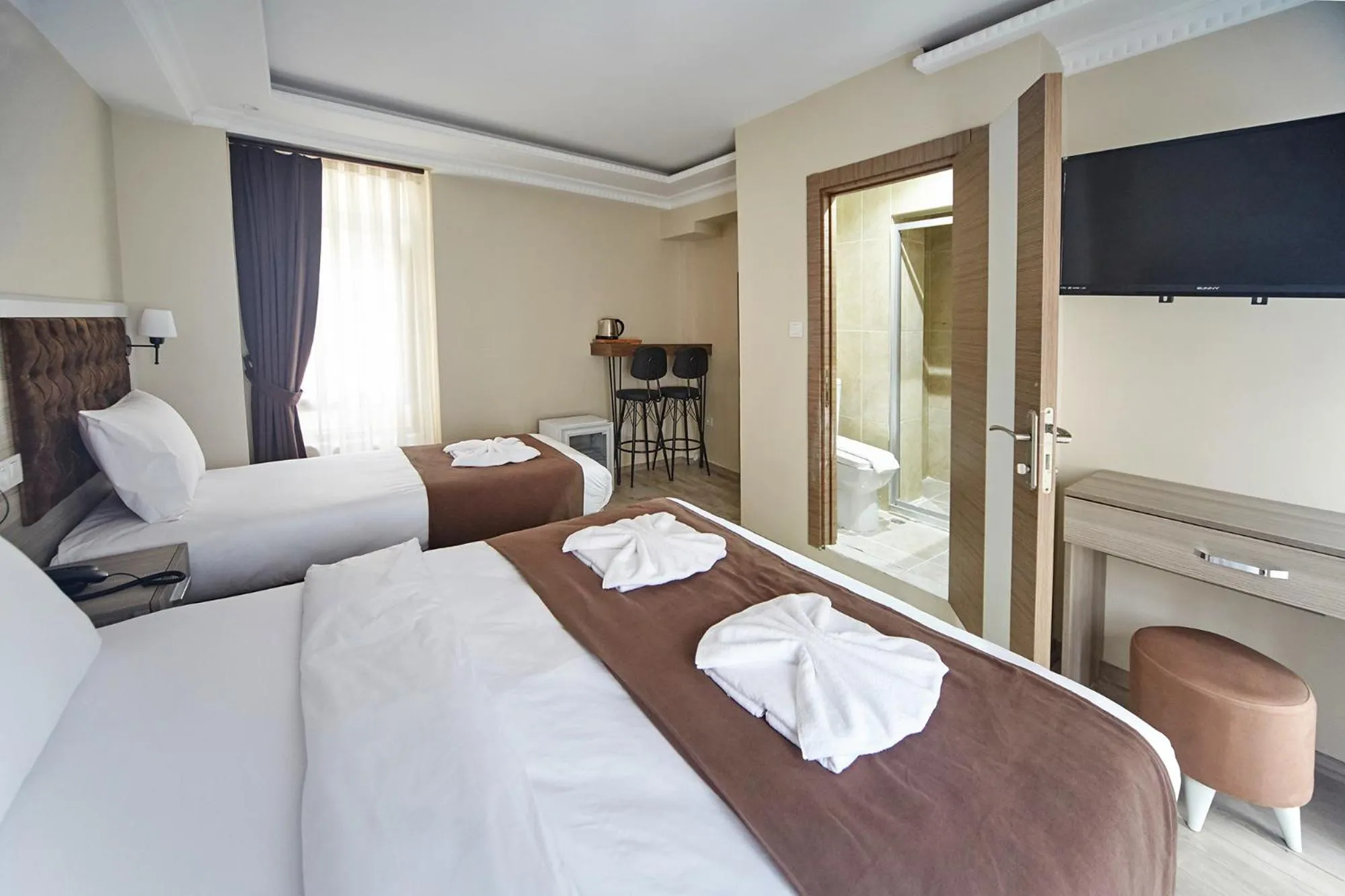 Standard Triple Room in Luna Suites Taksim