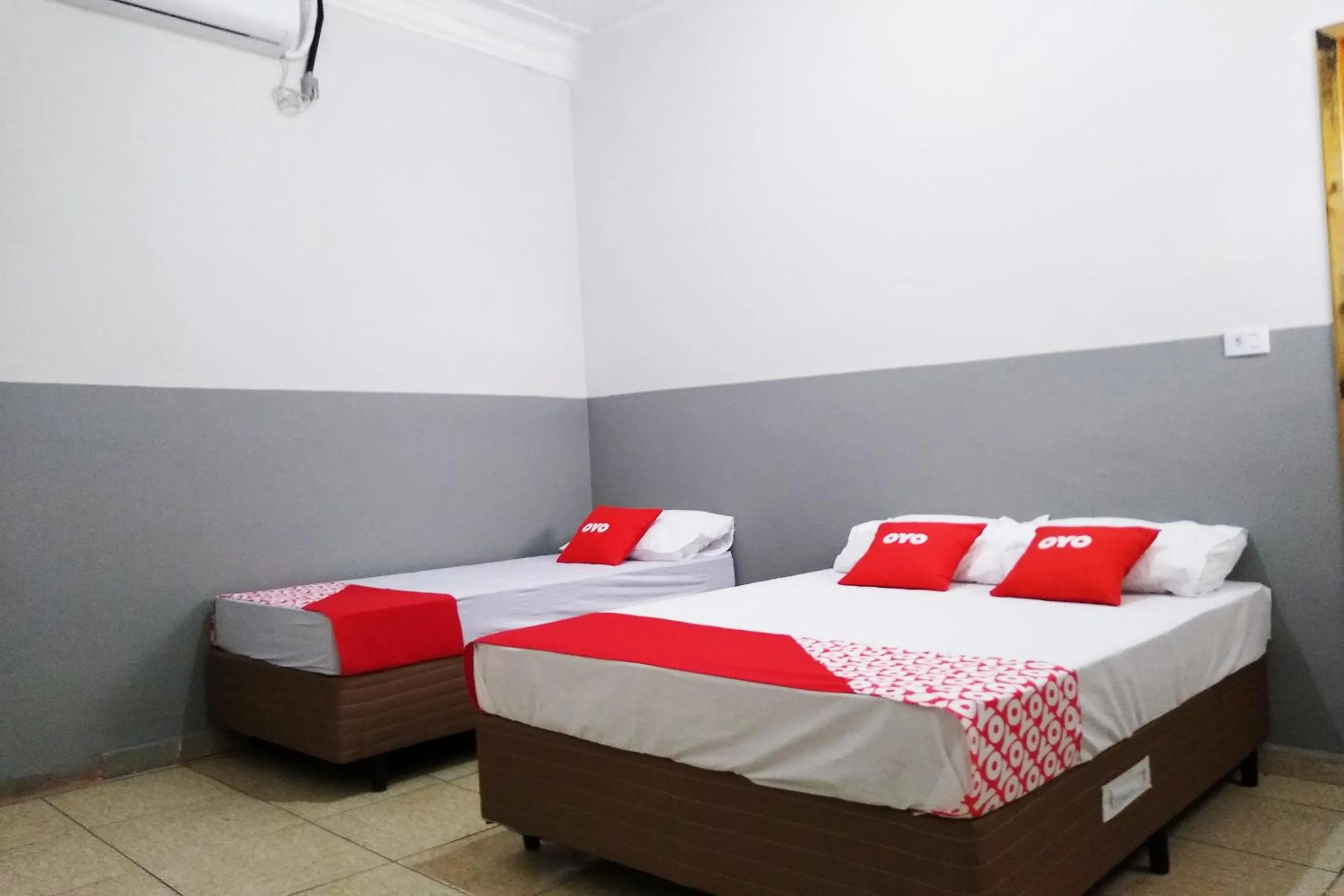 Twin Room - single occupancy in OYO Hotel Brás