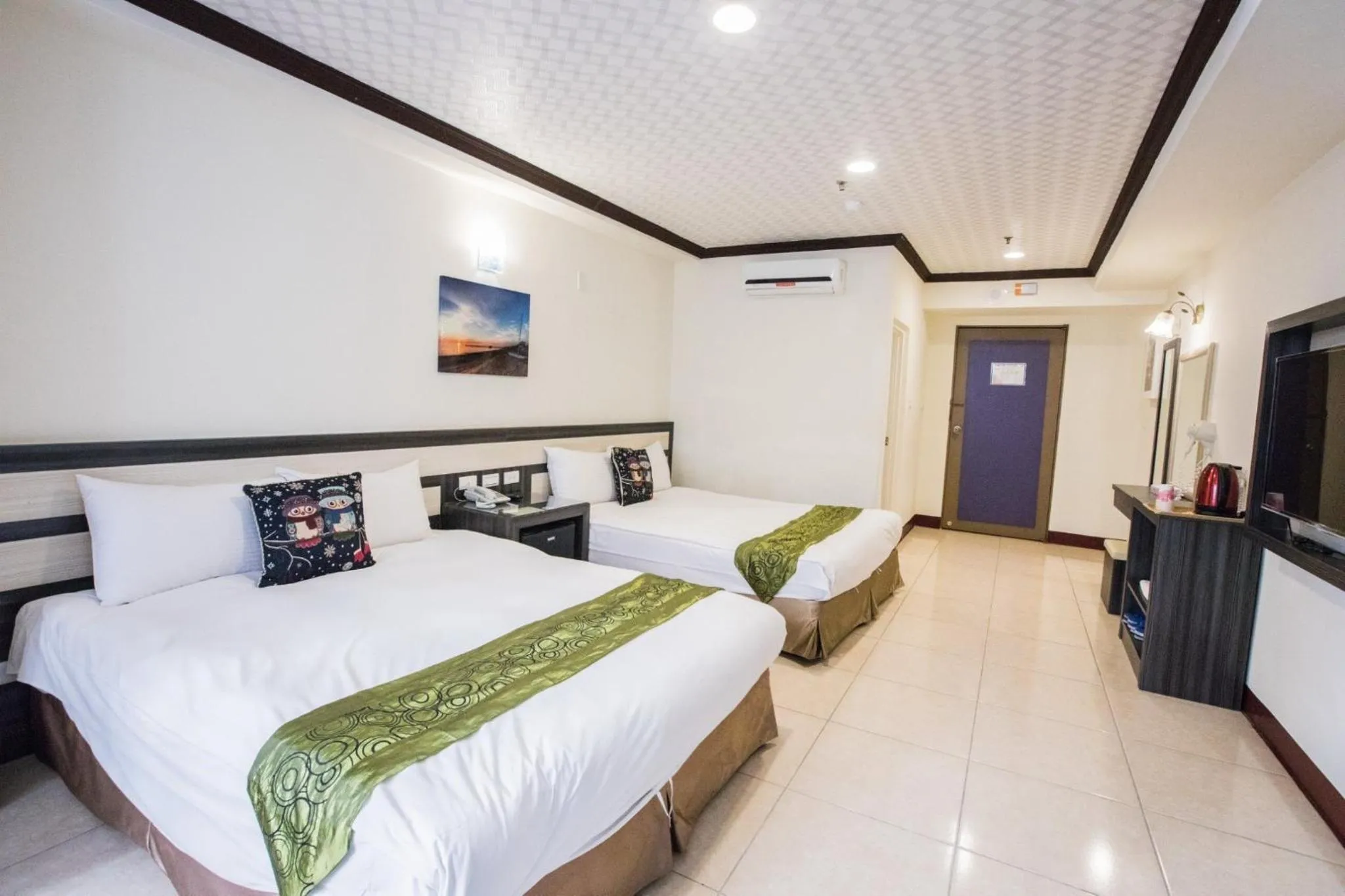 Superior Quadruple Room in Kenting Maldives Hotspring Hotel