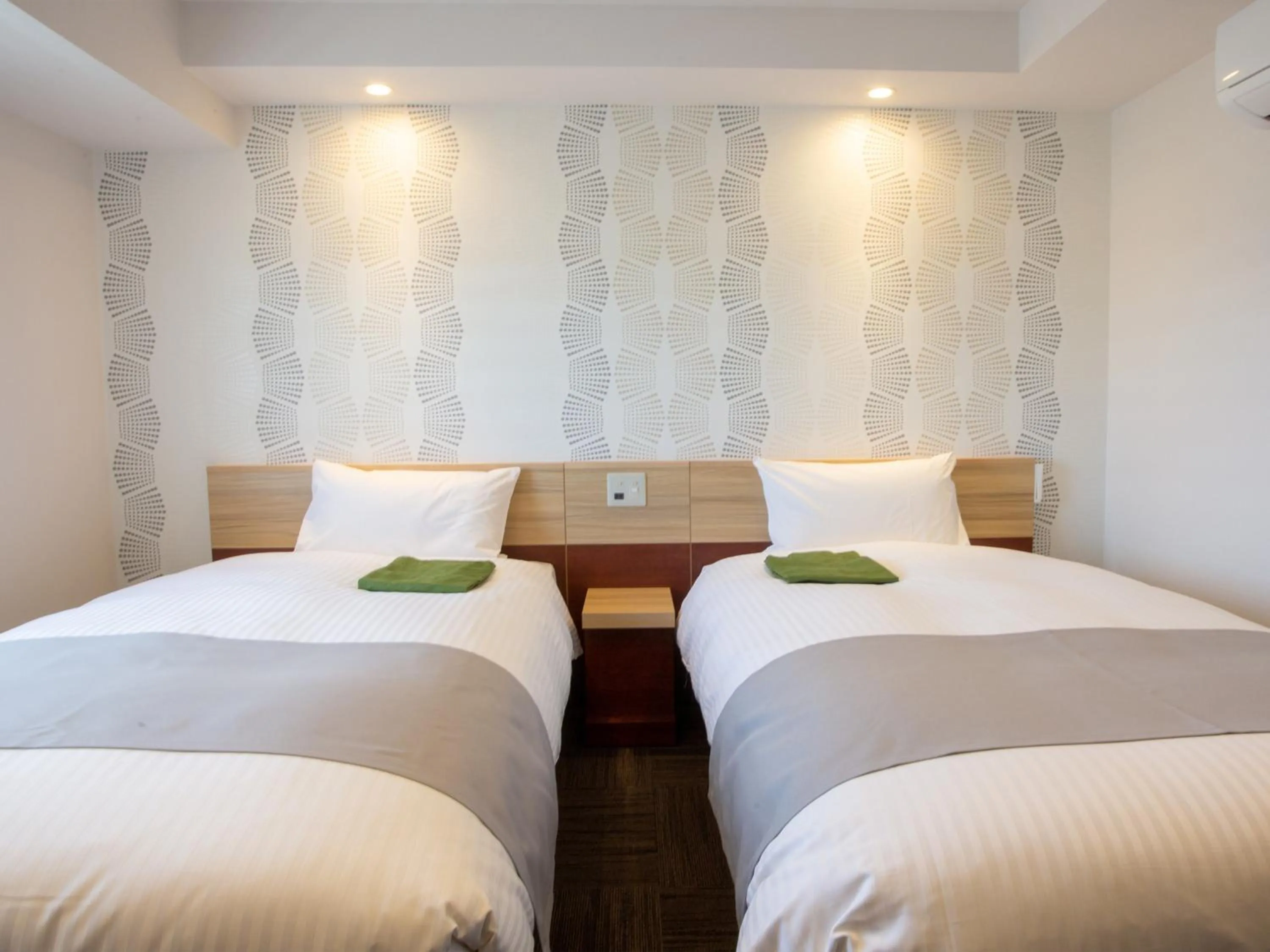 Twin Room - Non-Smoking in Kuretake Inn Premium Fukuroi Ekimae