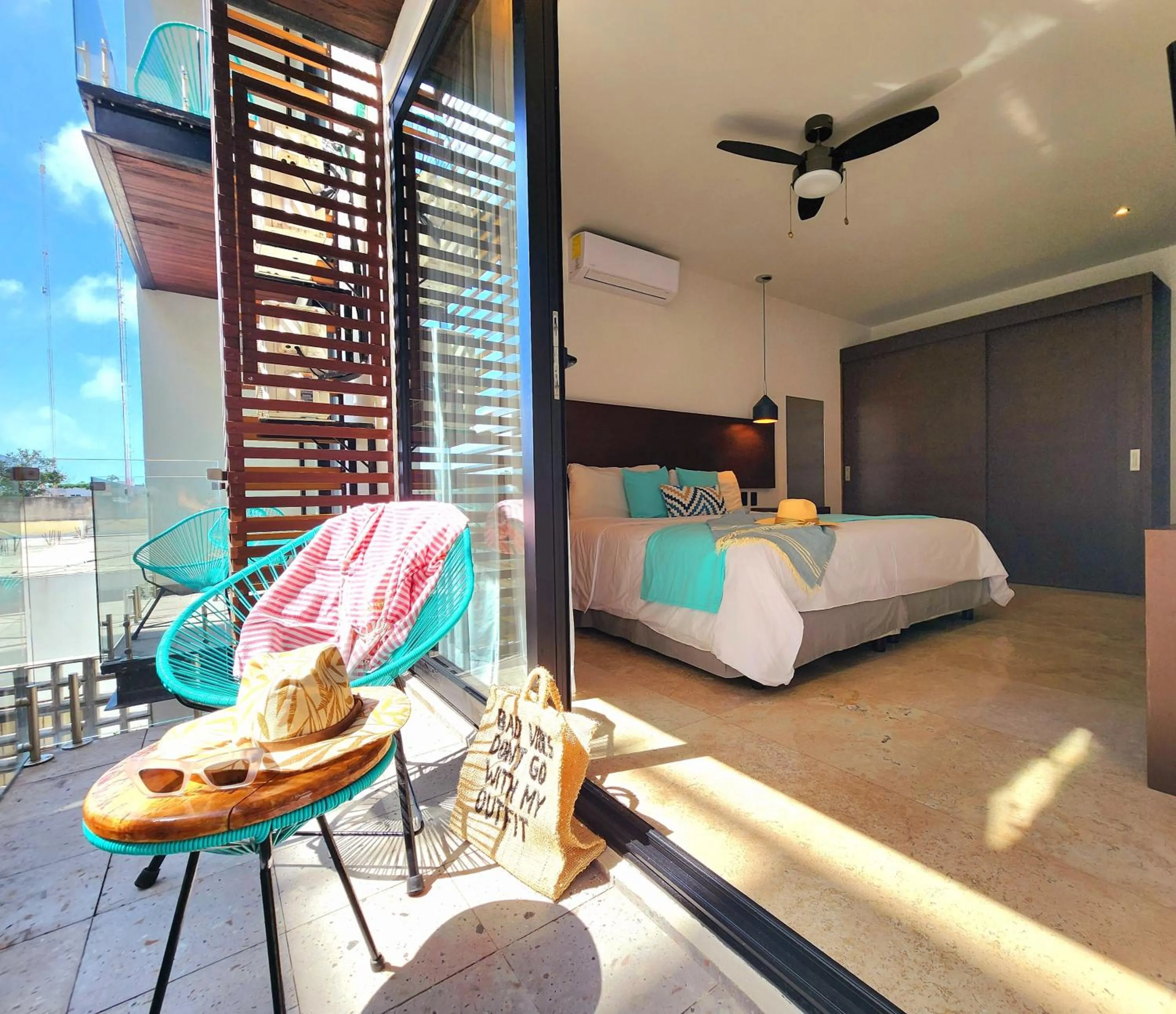 Deluxe Suite in Meliora by Bunik