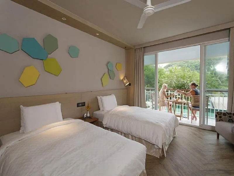 Twin Room in Palau Royal Resort