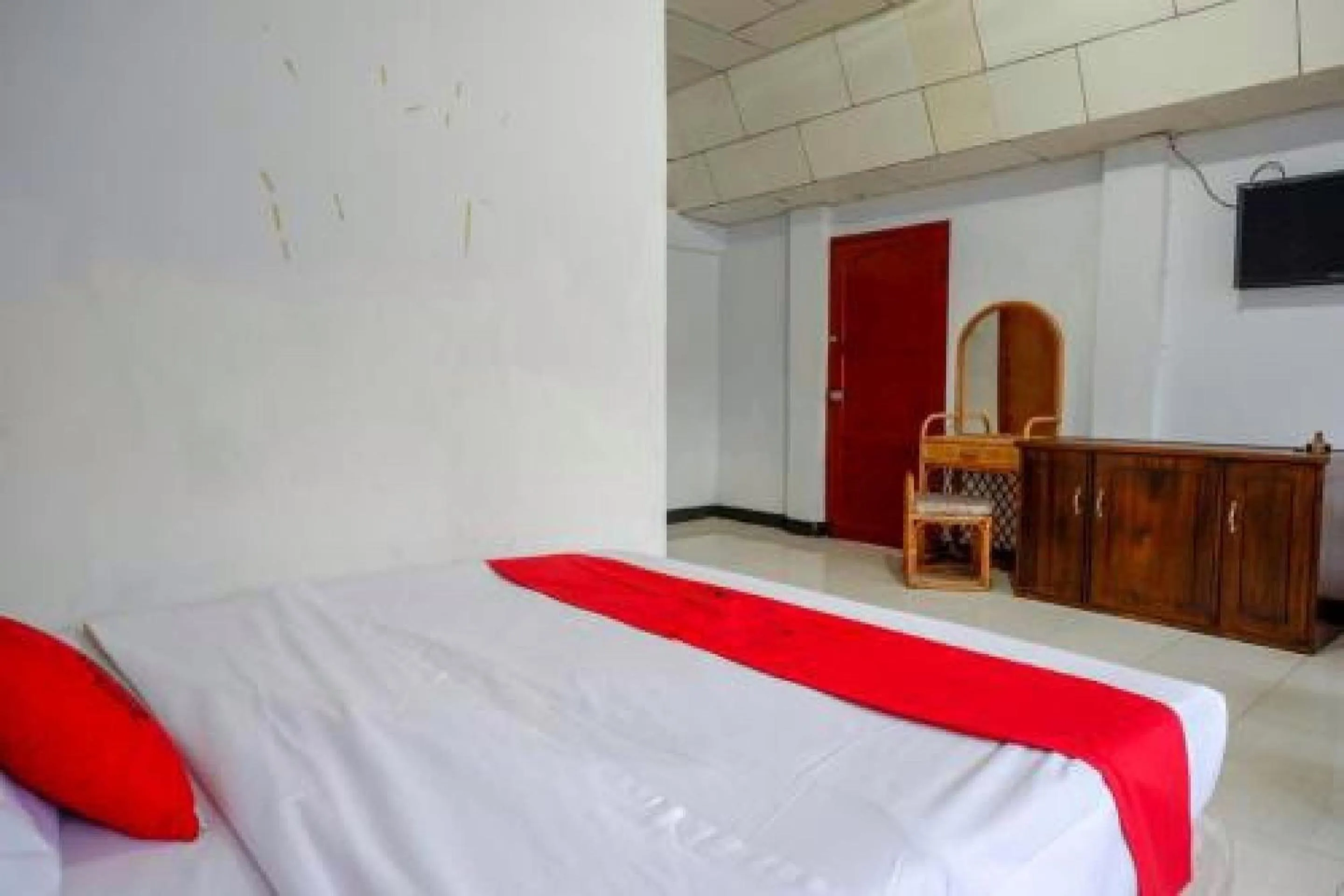 Deluxe Double Room in Hotel O Rantepao Lodge Near Patung Tedong Bonga