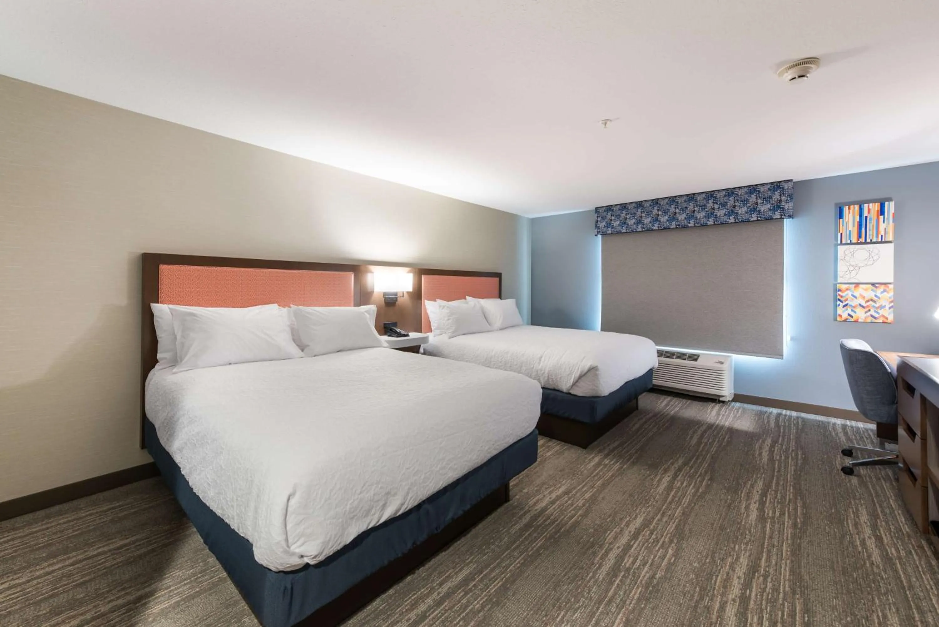 Queen Room with Two Queen Beds - Hearing Access/Non-Smoking in Hampton Inn Niles, Mi