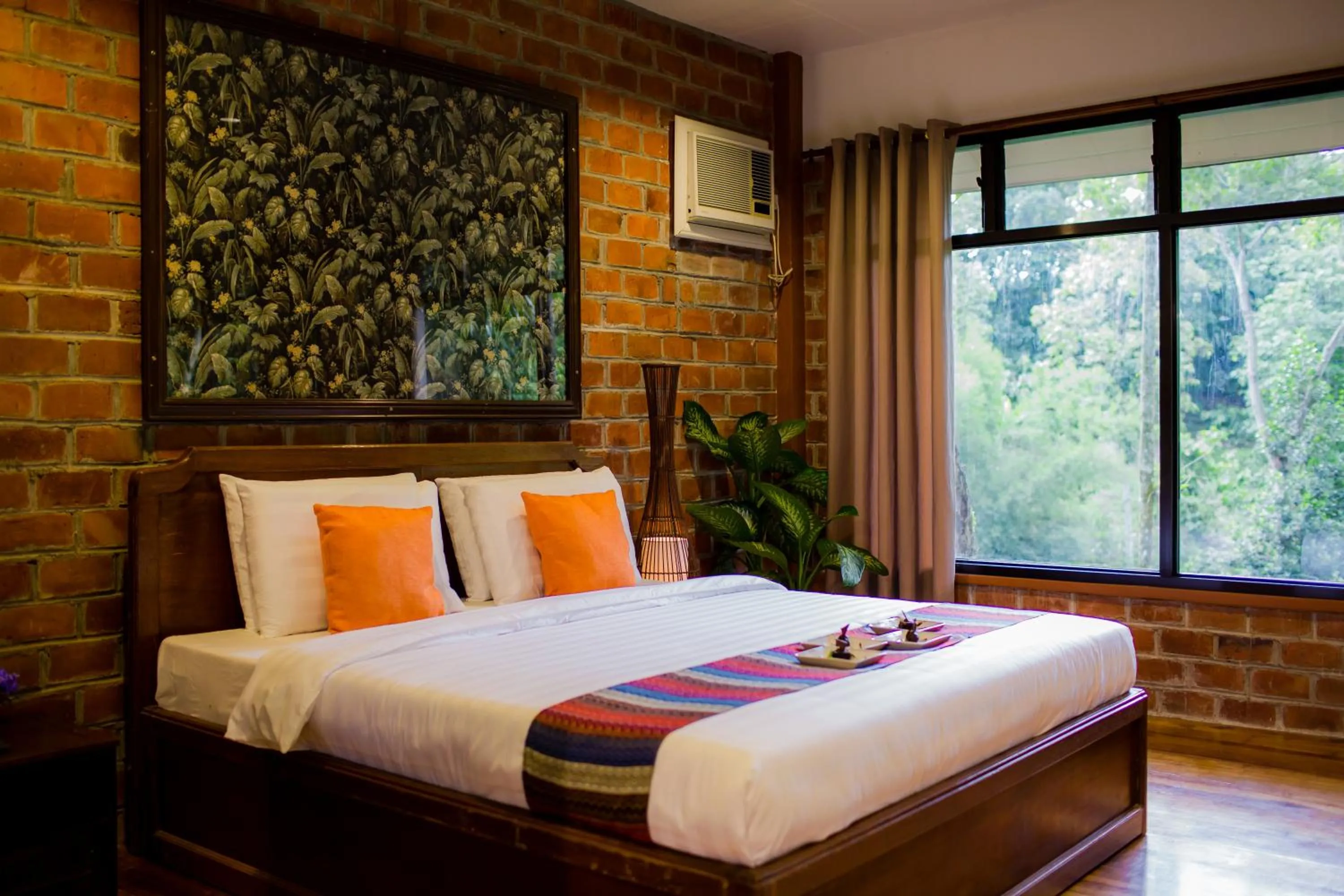 Queen Suite in Malagos Garden Resort