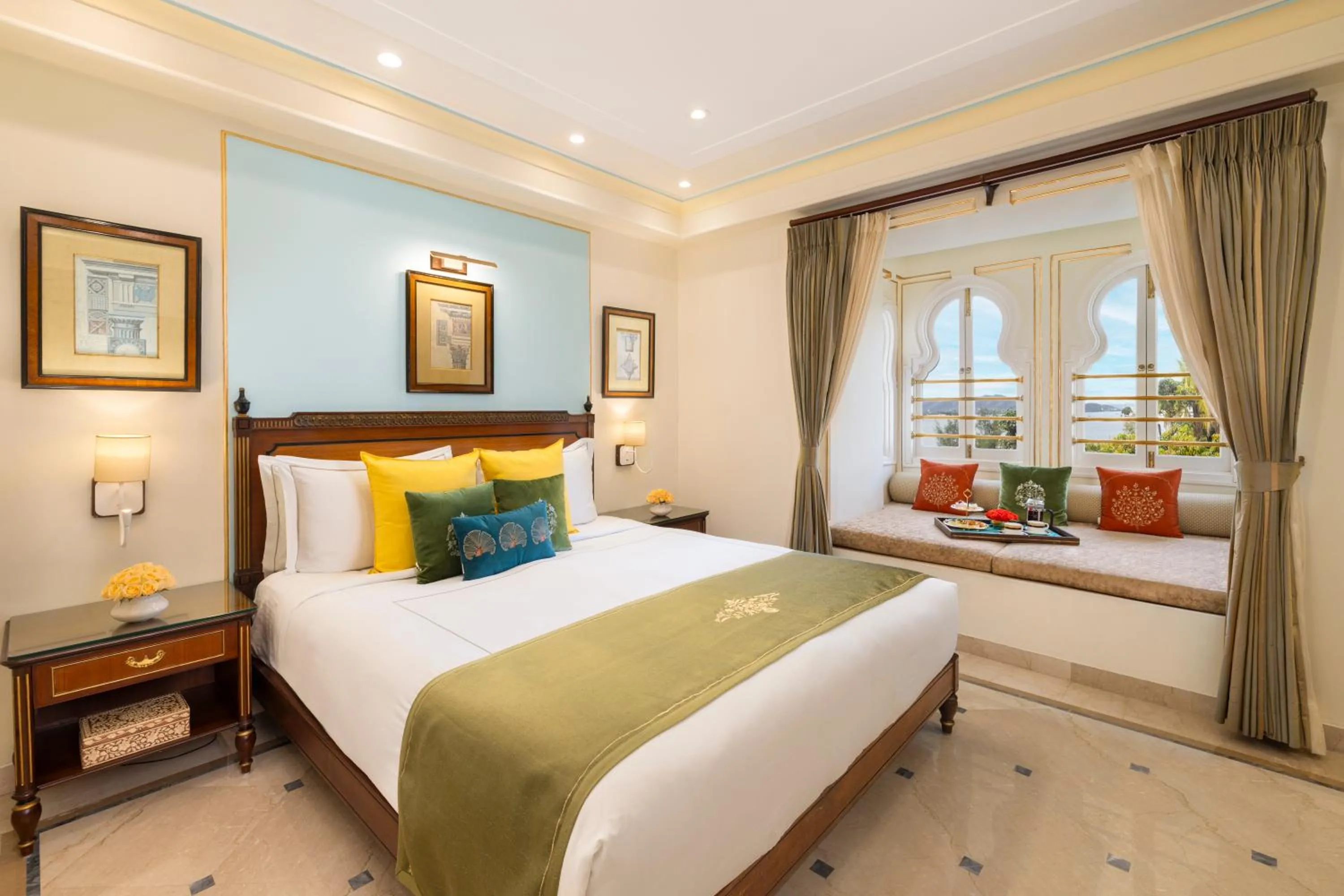 Deluxe Suite Lake View - single occupancy in Taj Fateh Prakash Palace Udaipur